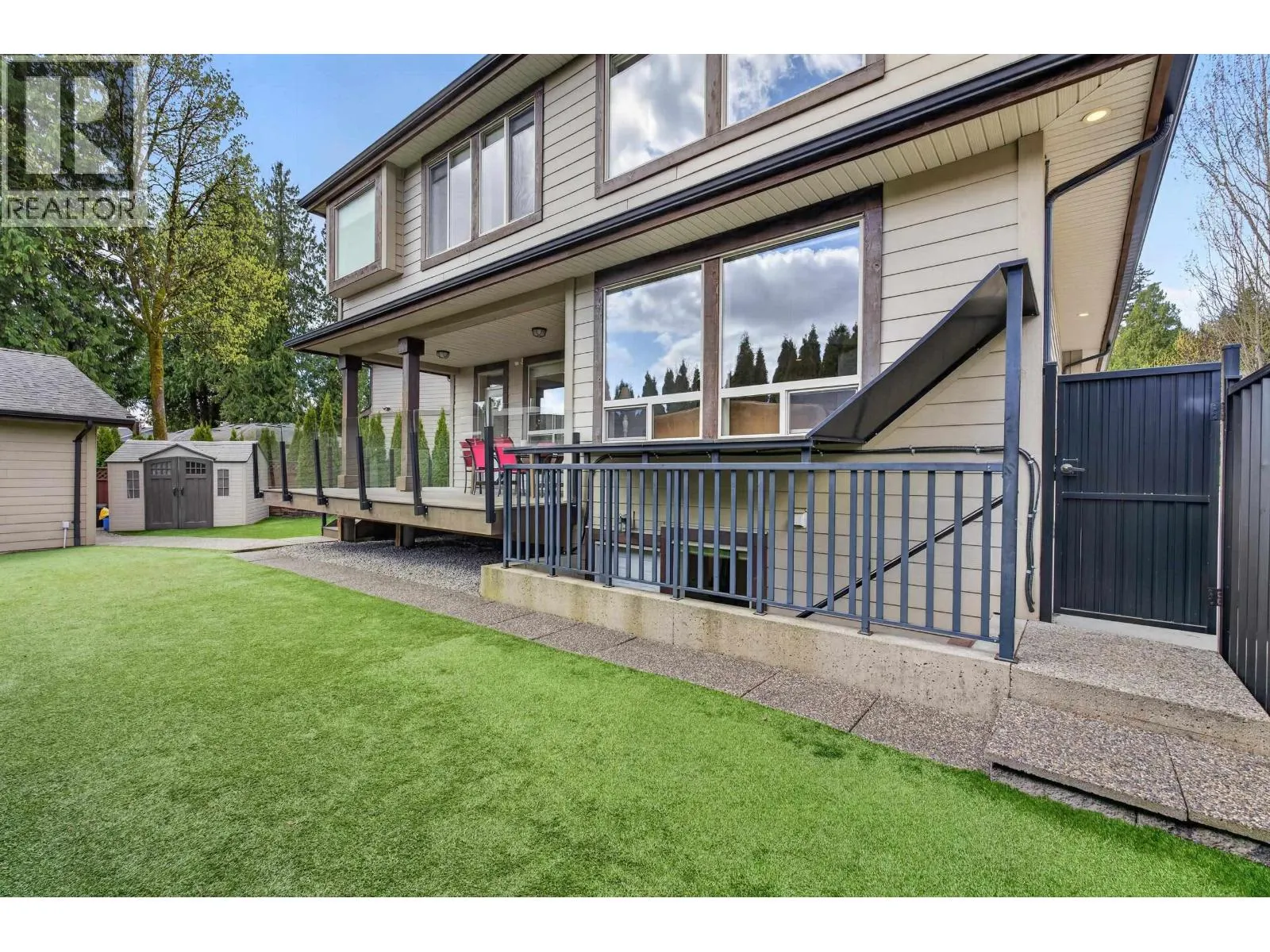 1213 BURKEMONT PLACE
