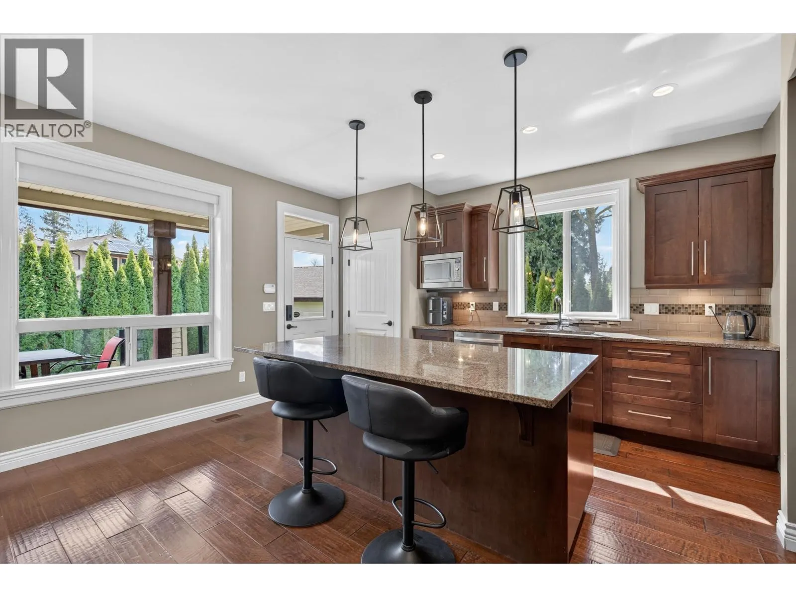 1213 BURKEMONT PLACE