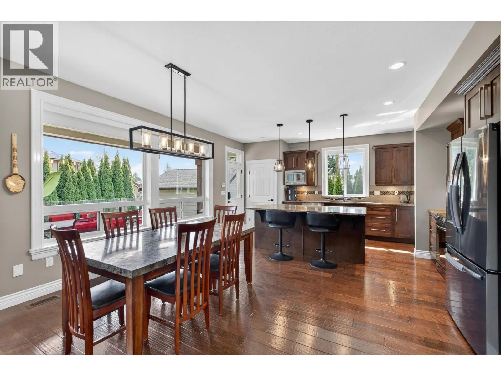 1213 BURKEMONT PLACE