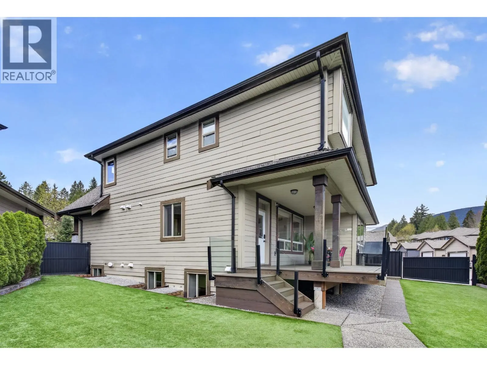 1213 BURKEMONT PLACE