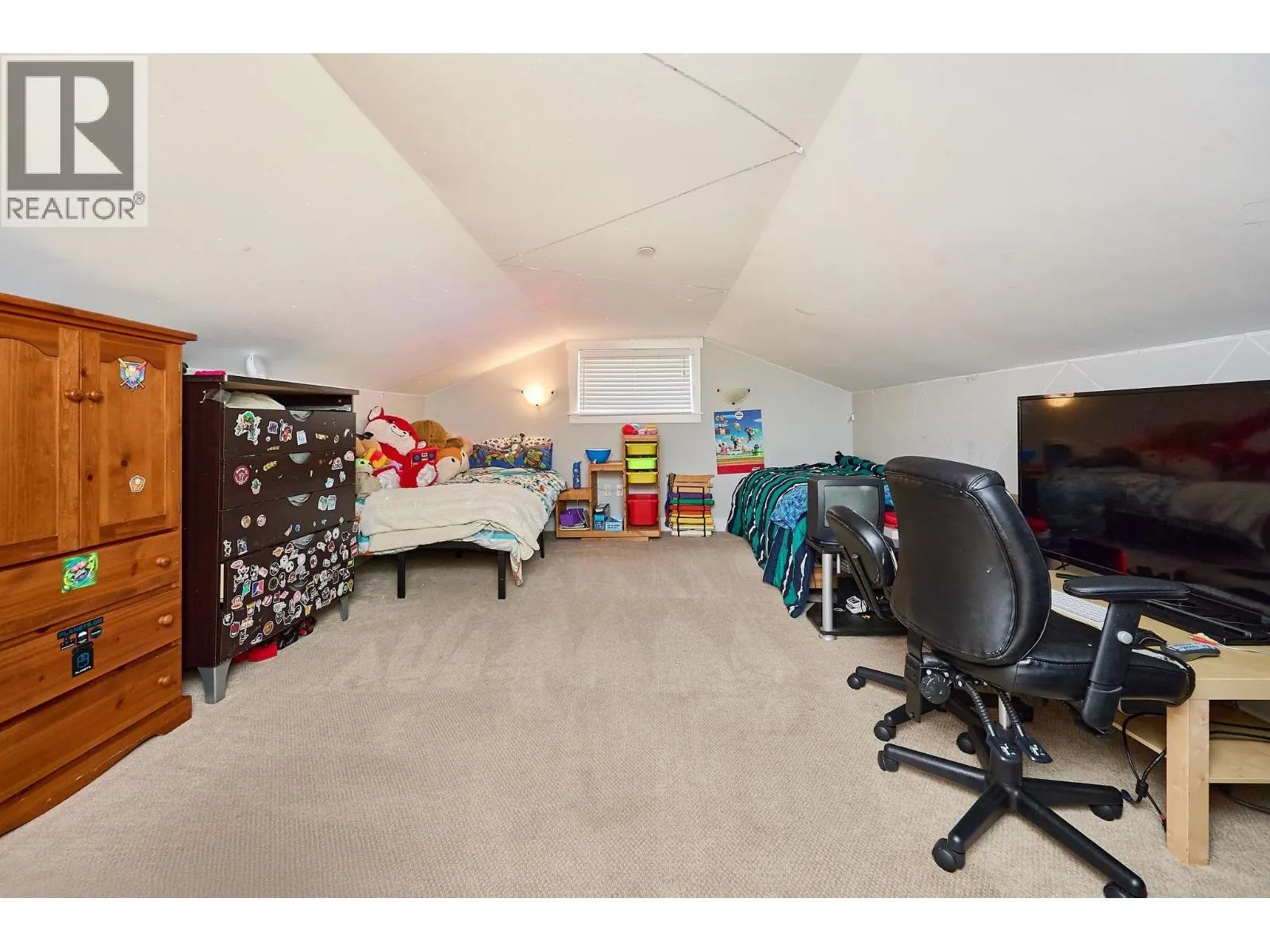 21673 RIVER ROAD