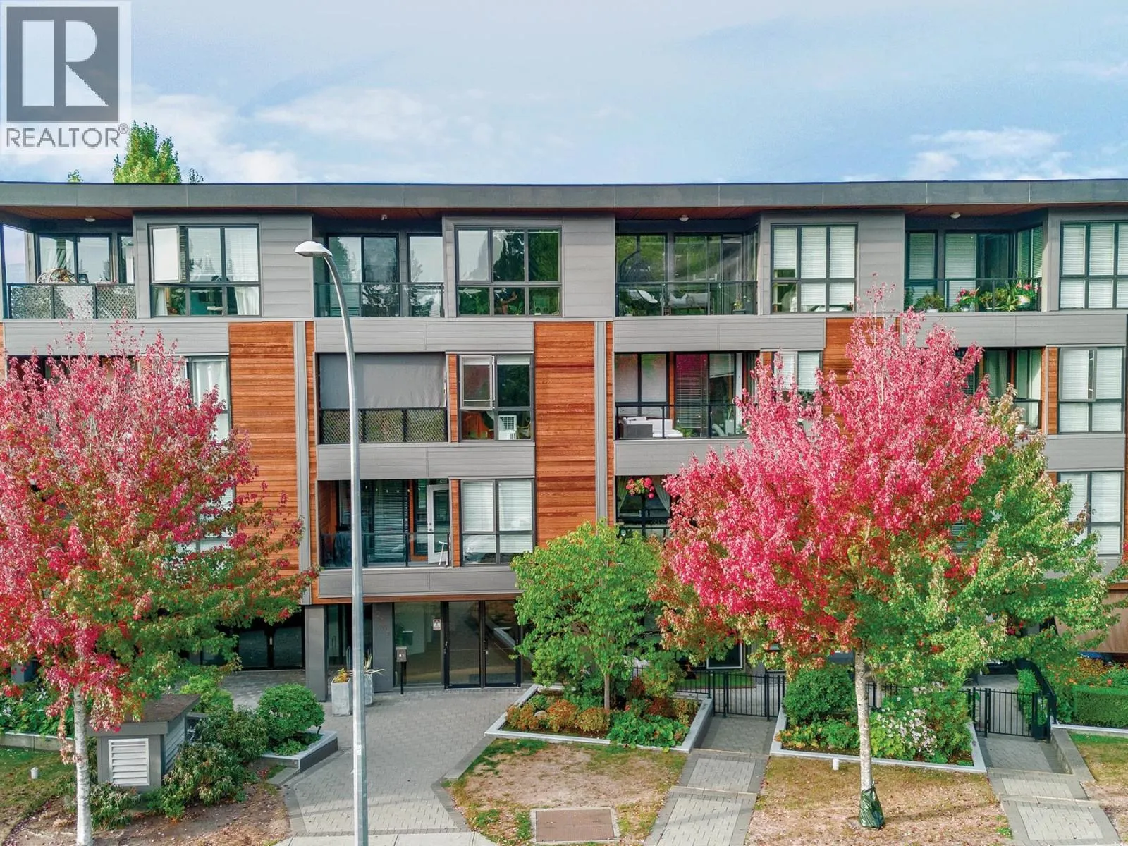 207 2267 PITT RIVER ROAD