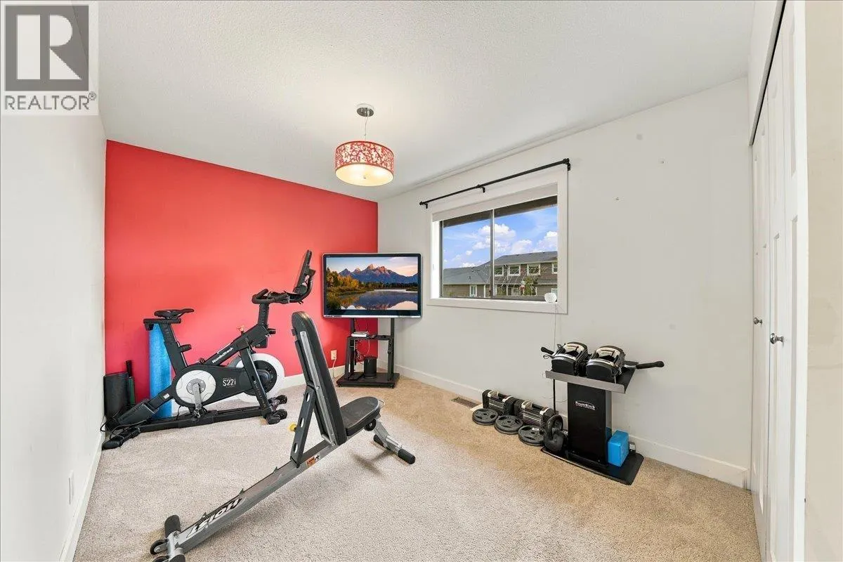 12461 MEADOW BROOK PLACE