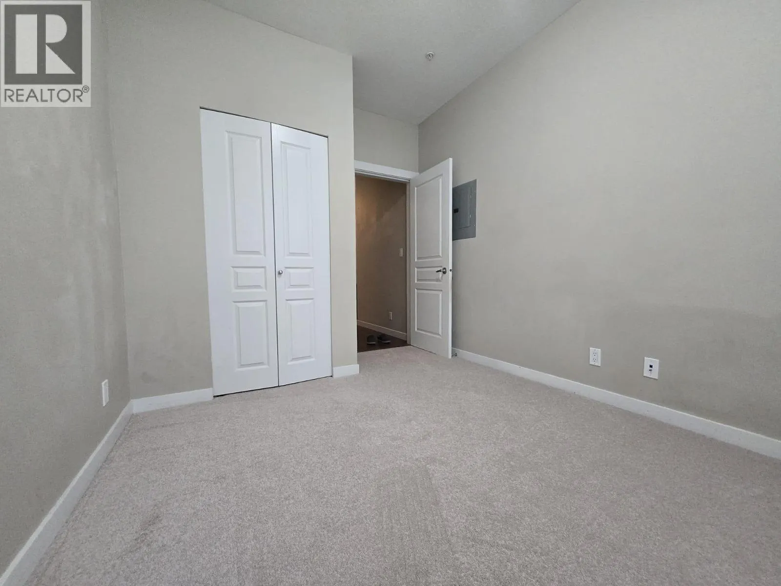 104 1153 KENSAL PLACE
