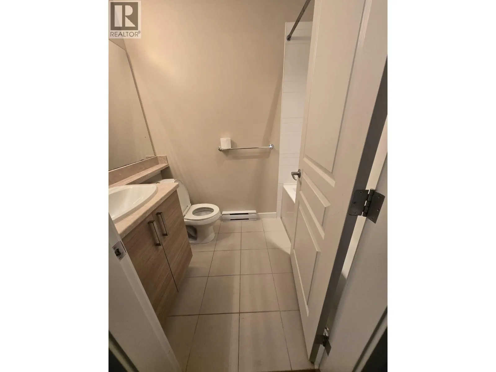 104 1153 KENSAL PLACE