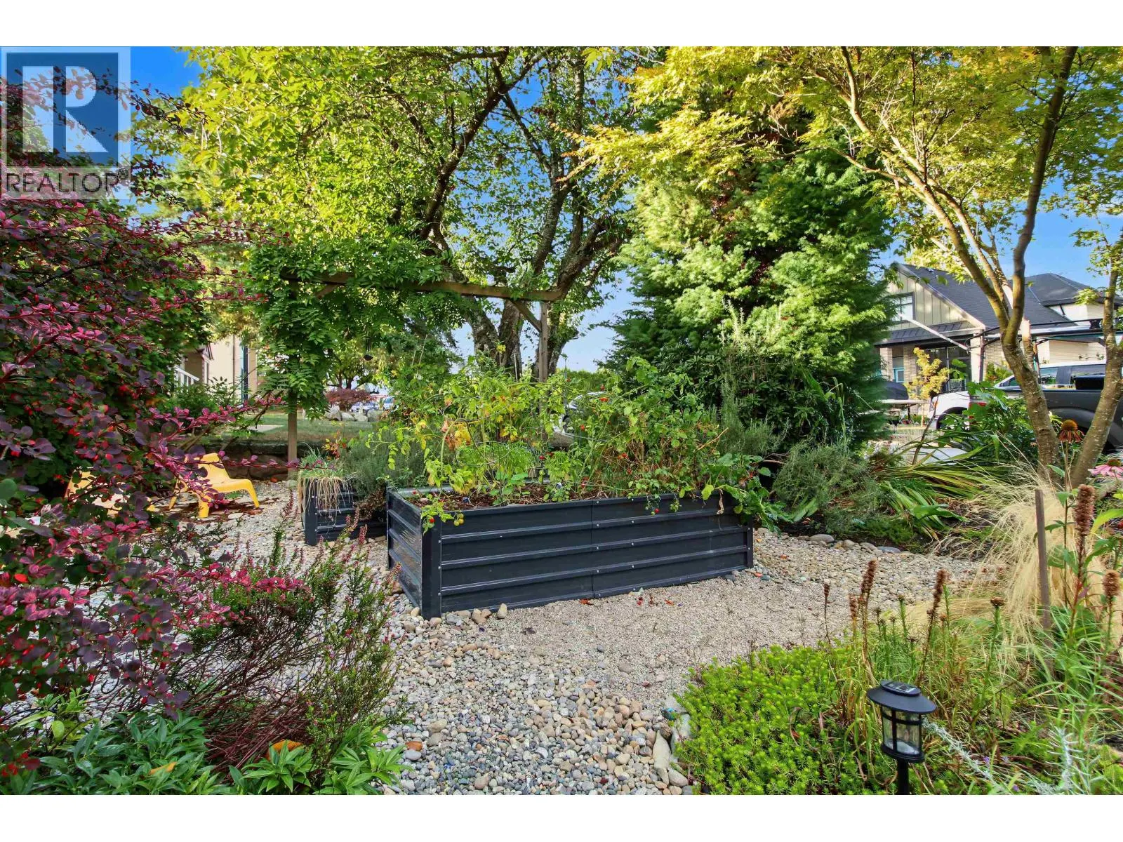920 CHILLIWACK STREET