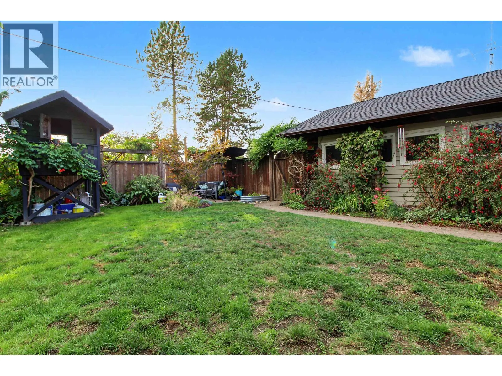 920 CHILLIWACK STREET