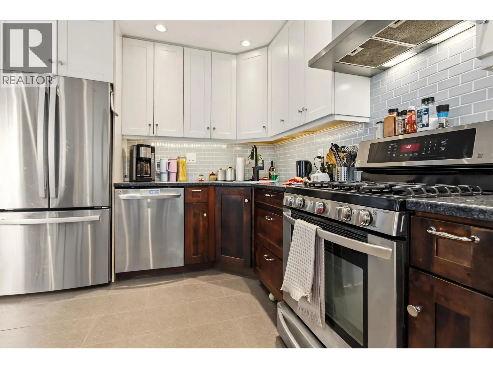 920 CHILLIWACK STREET