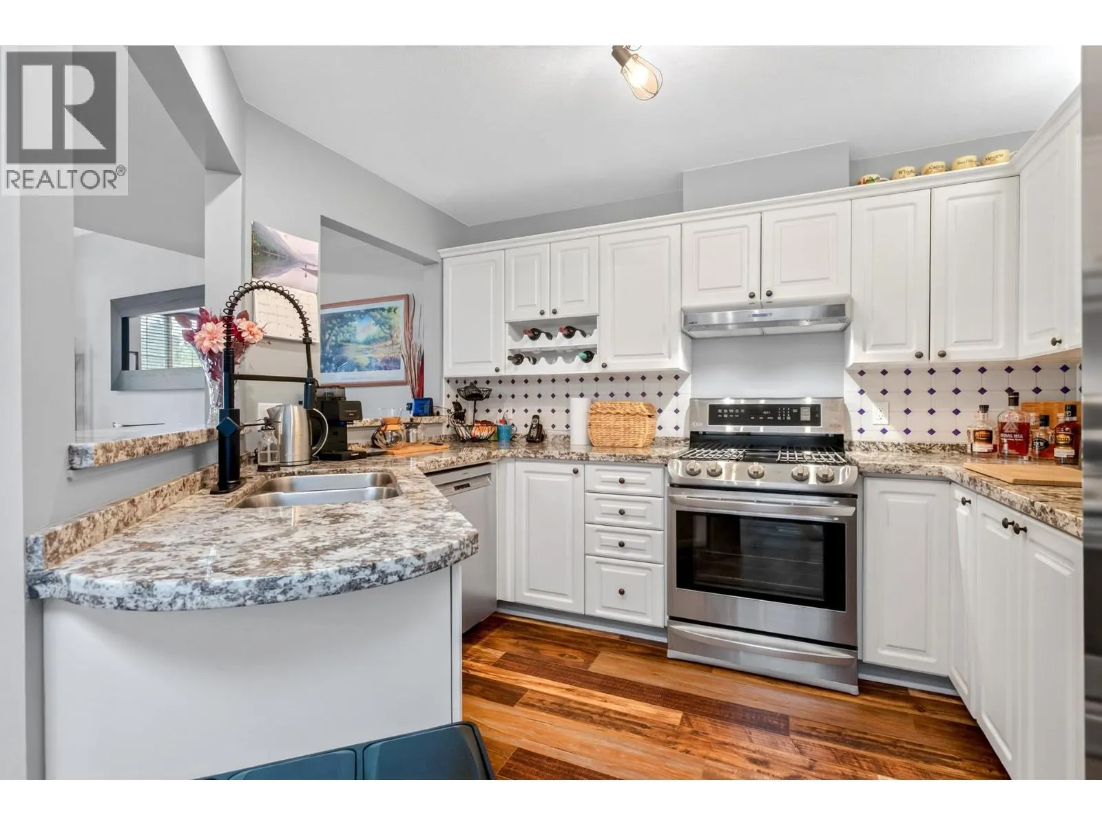 419 2970 PRINCESS CRESCENT