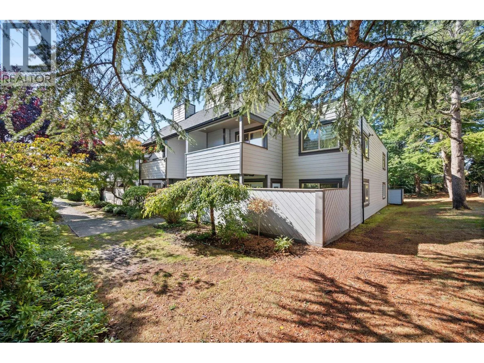 253 5421 10TH AVENUE