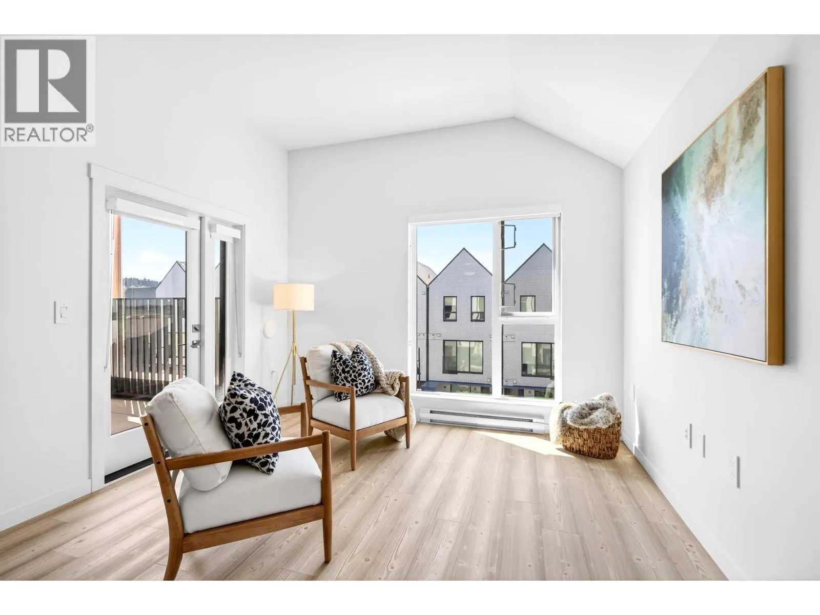 311 251 BOUNDARY BAY ROAD