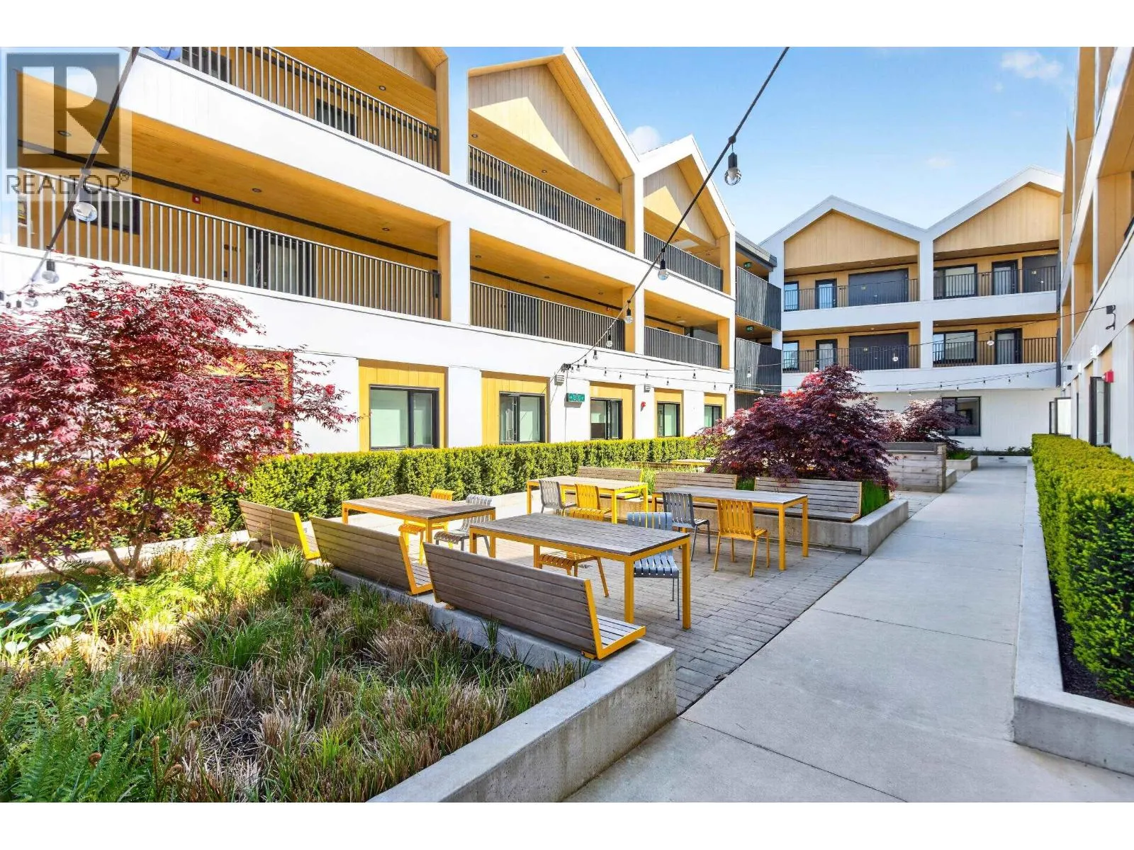 311 251 BOUNDARY BAY ROAD