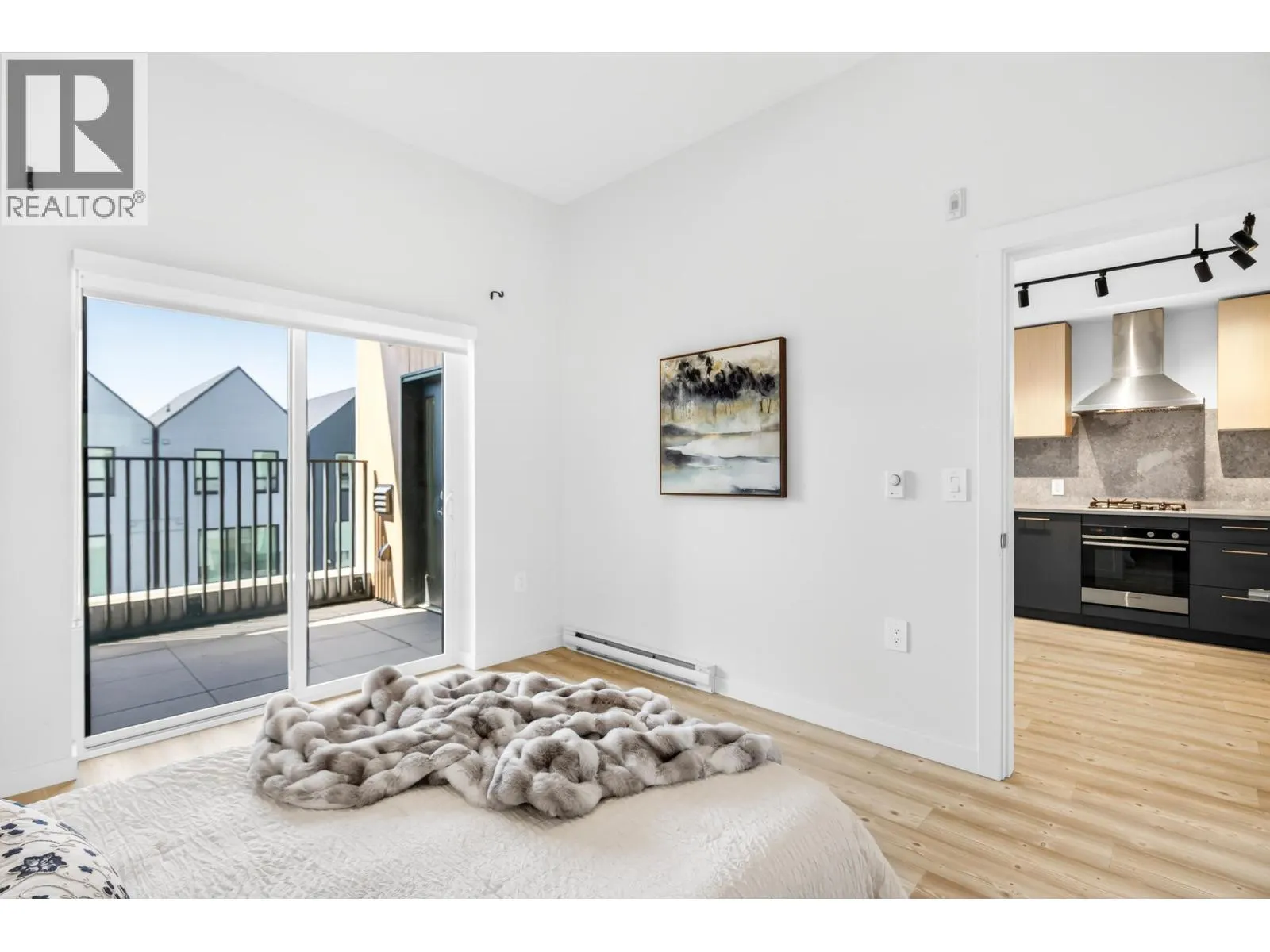 311 251 BOUNDARY BAY ROAD