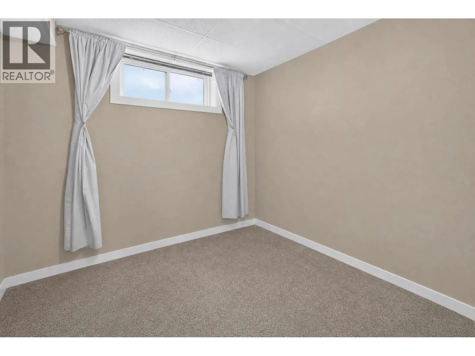 163 PARKER DRIVE