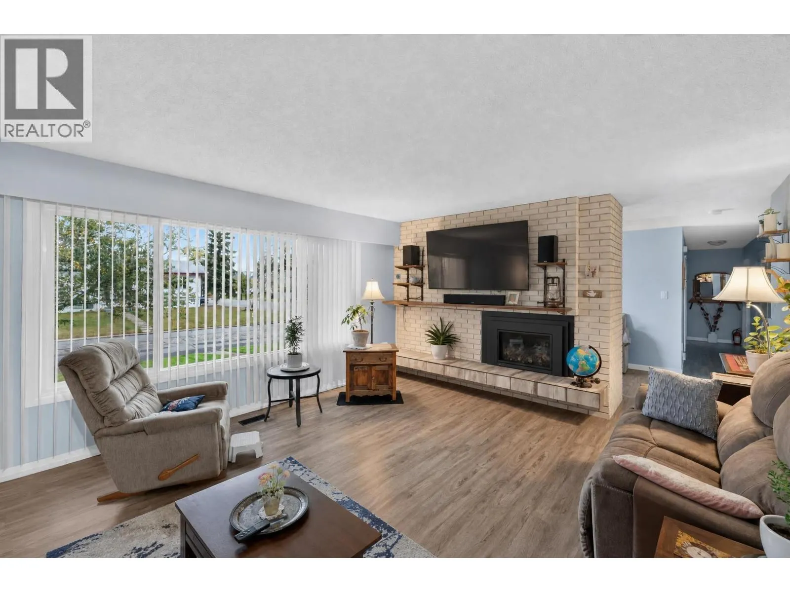 163 PARKER DRIVE