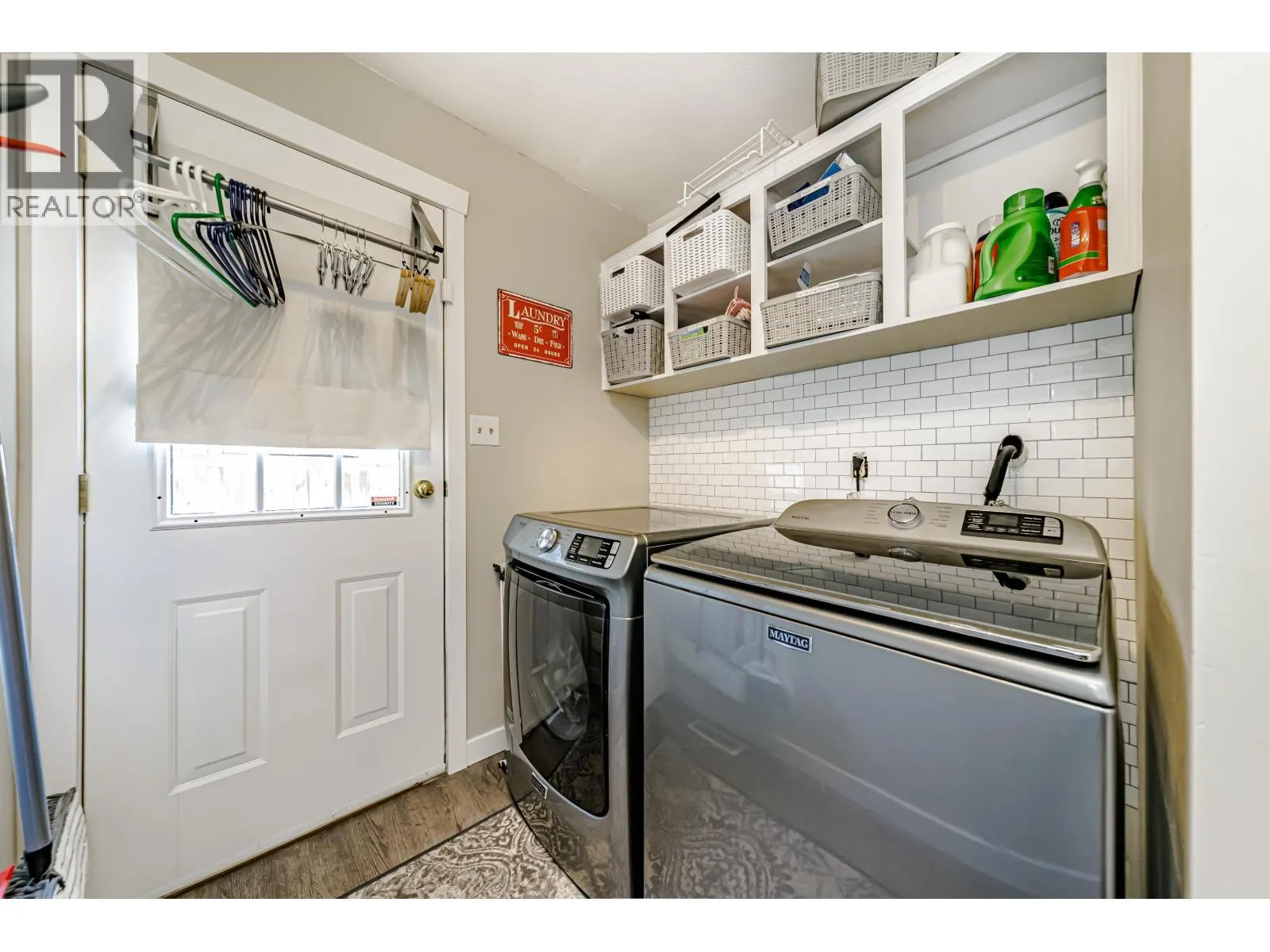 1328 HONEYSUCKLE LANE