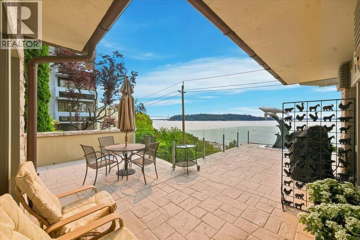 1952 BELLEVUE AVENUE