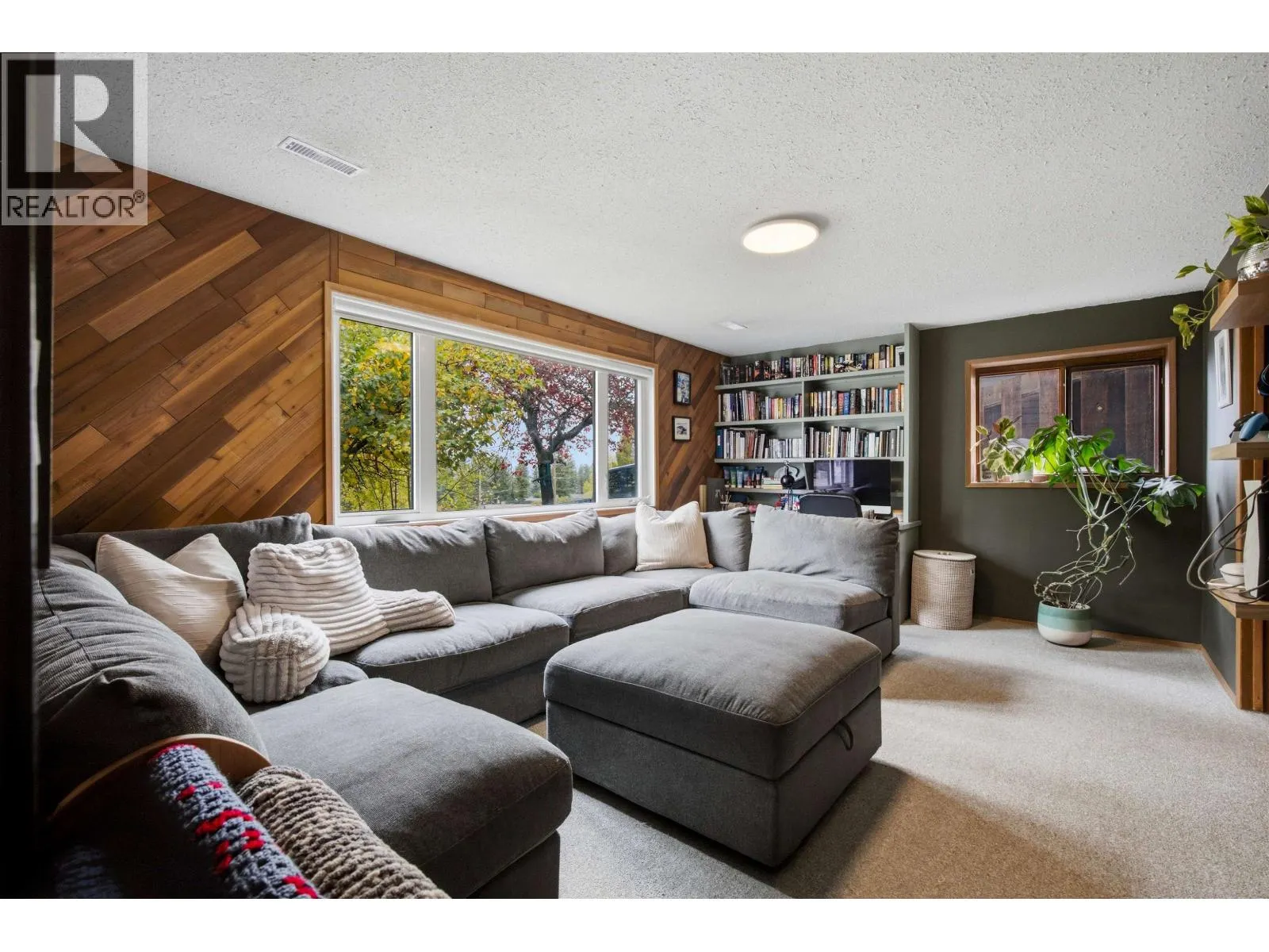 1265 RESKER PLACE