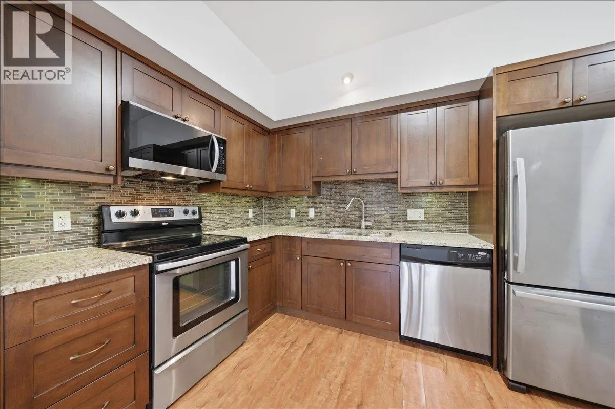 307 22858 LOUGHEED HIGHWAY