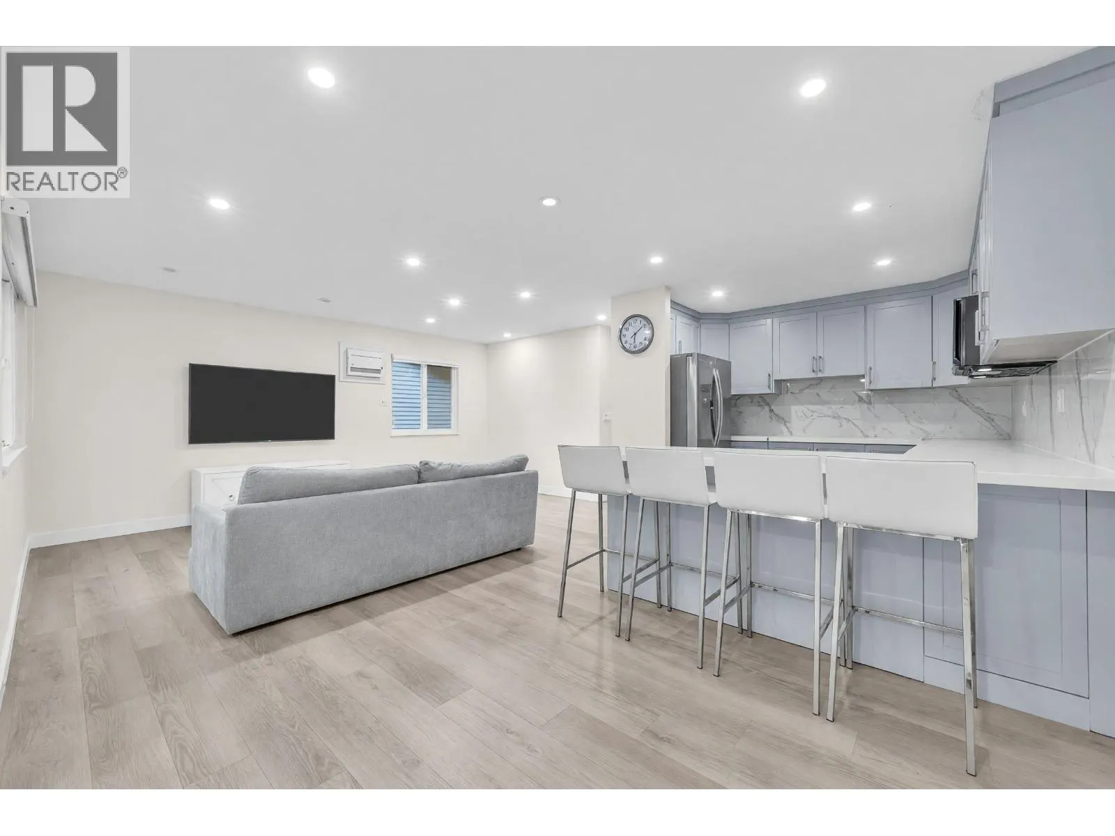 2668 STELLAR COURT