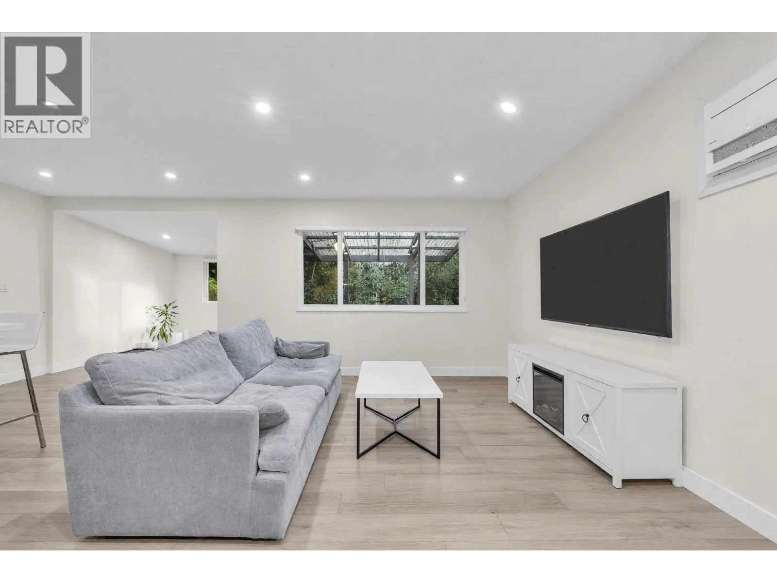 2668 STELLAR COURT
