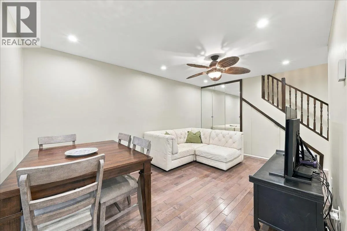 5 1240 FALCON DRIVE