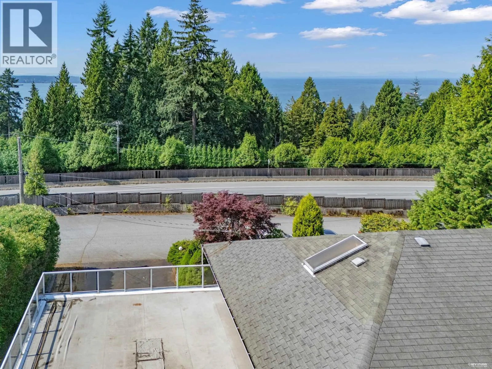 2615 SKILIFT PLACE