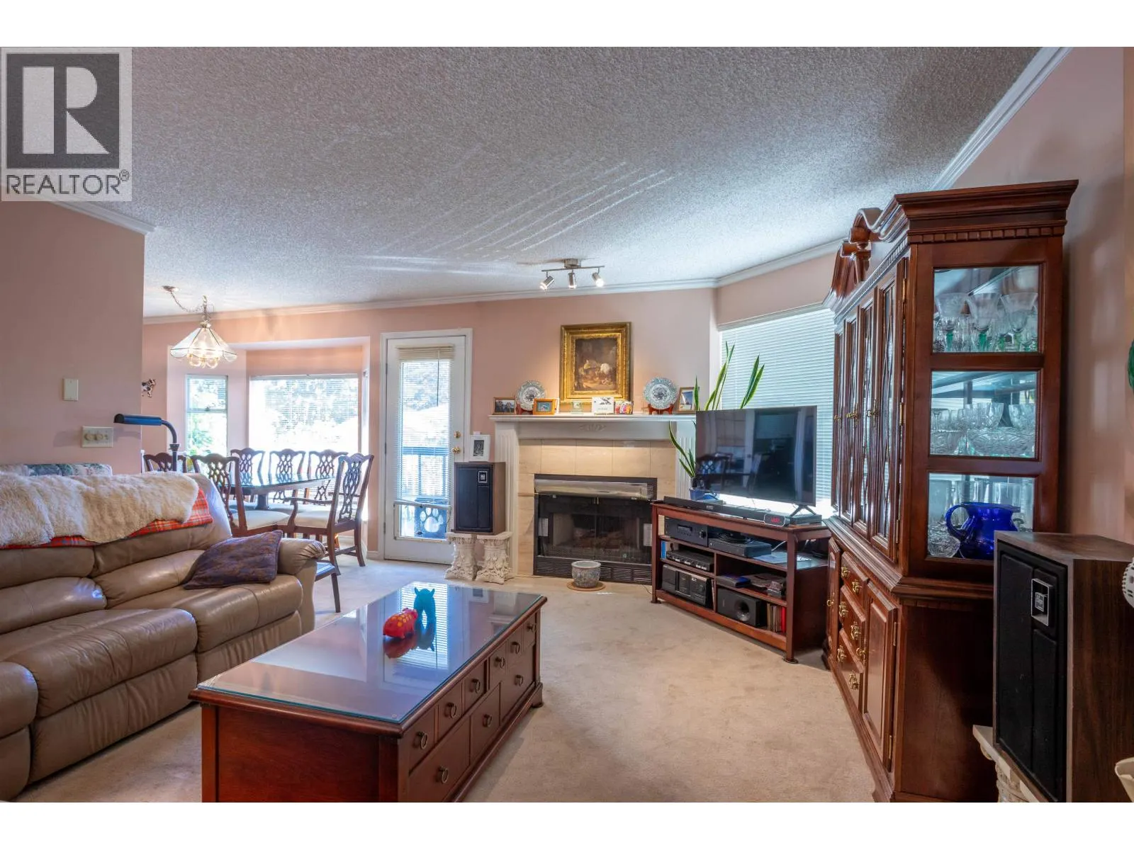 35 1190 FALCON DRIVE