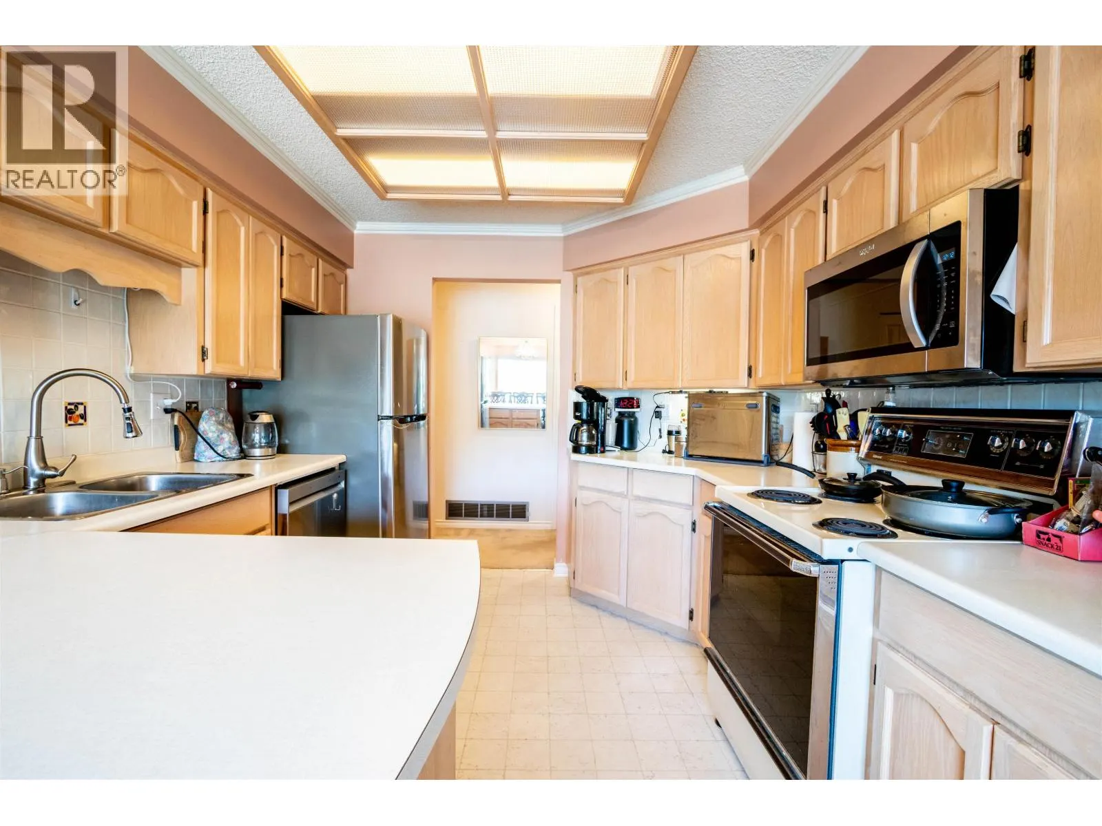 35 1190 FALCON DRIVE