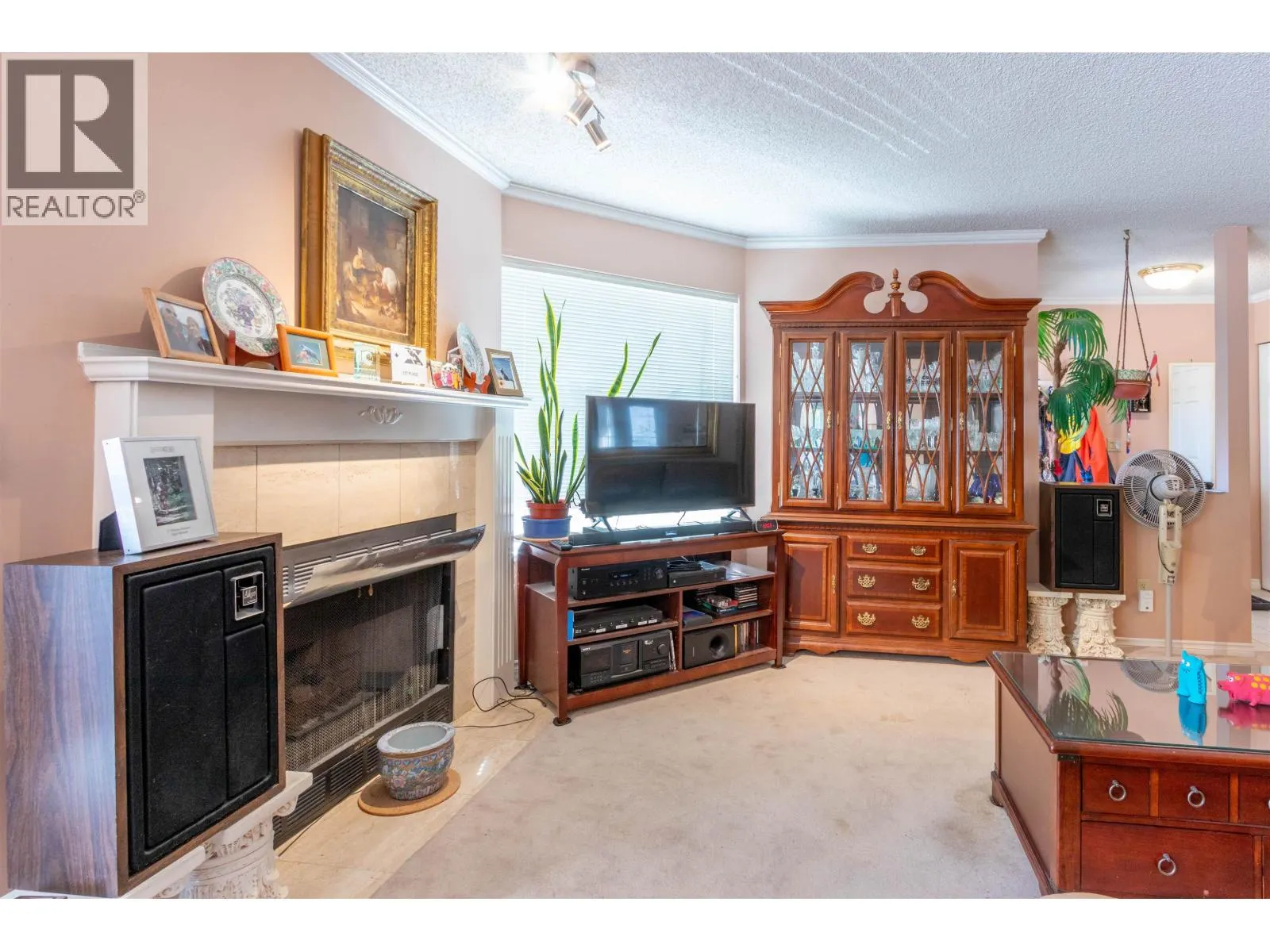 35 1190 FALCON DRIVE