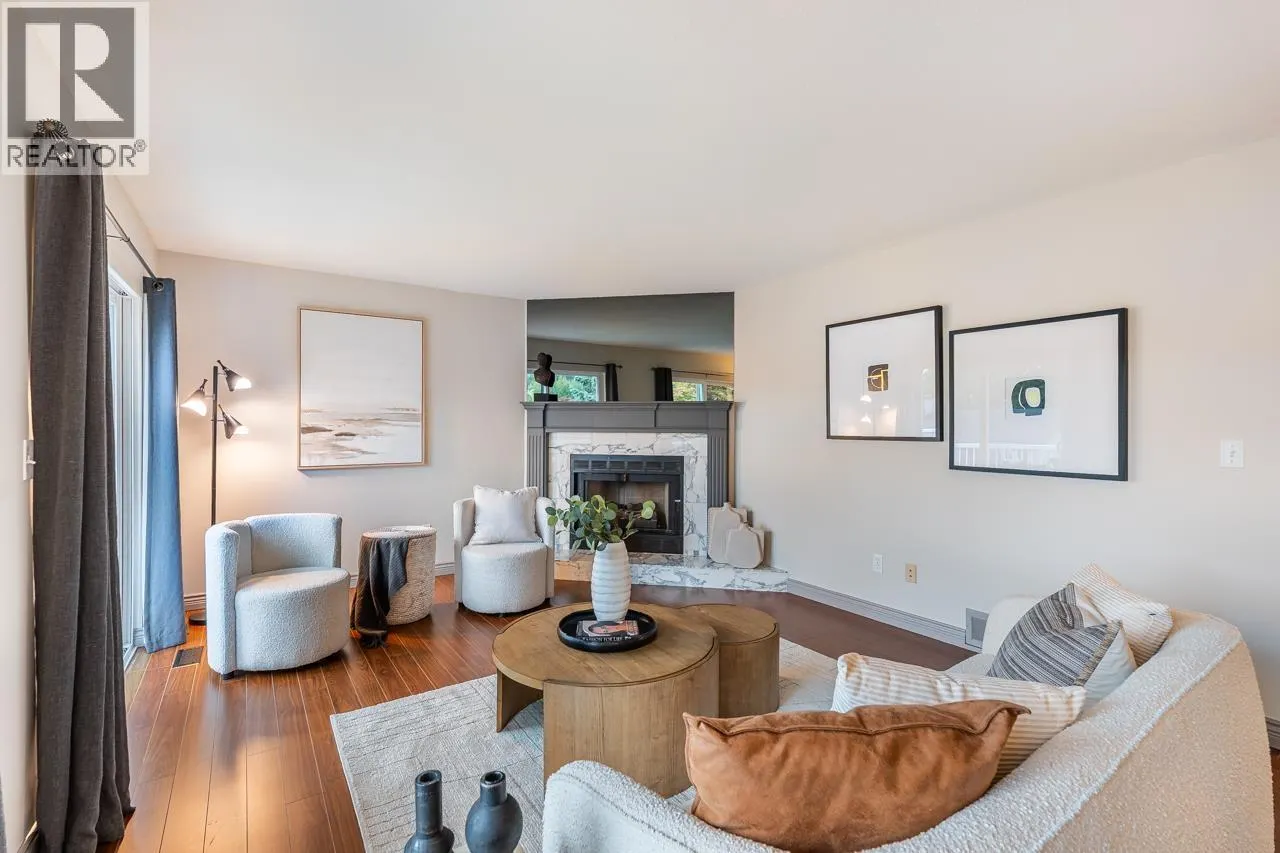 704 1180 FALCON DRIVE