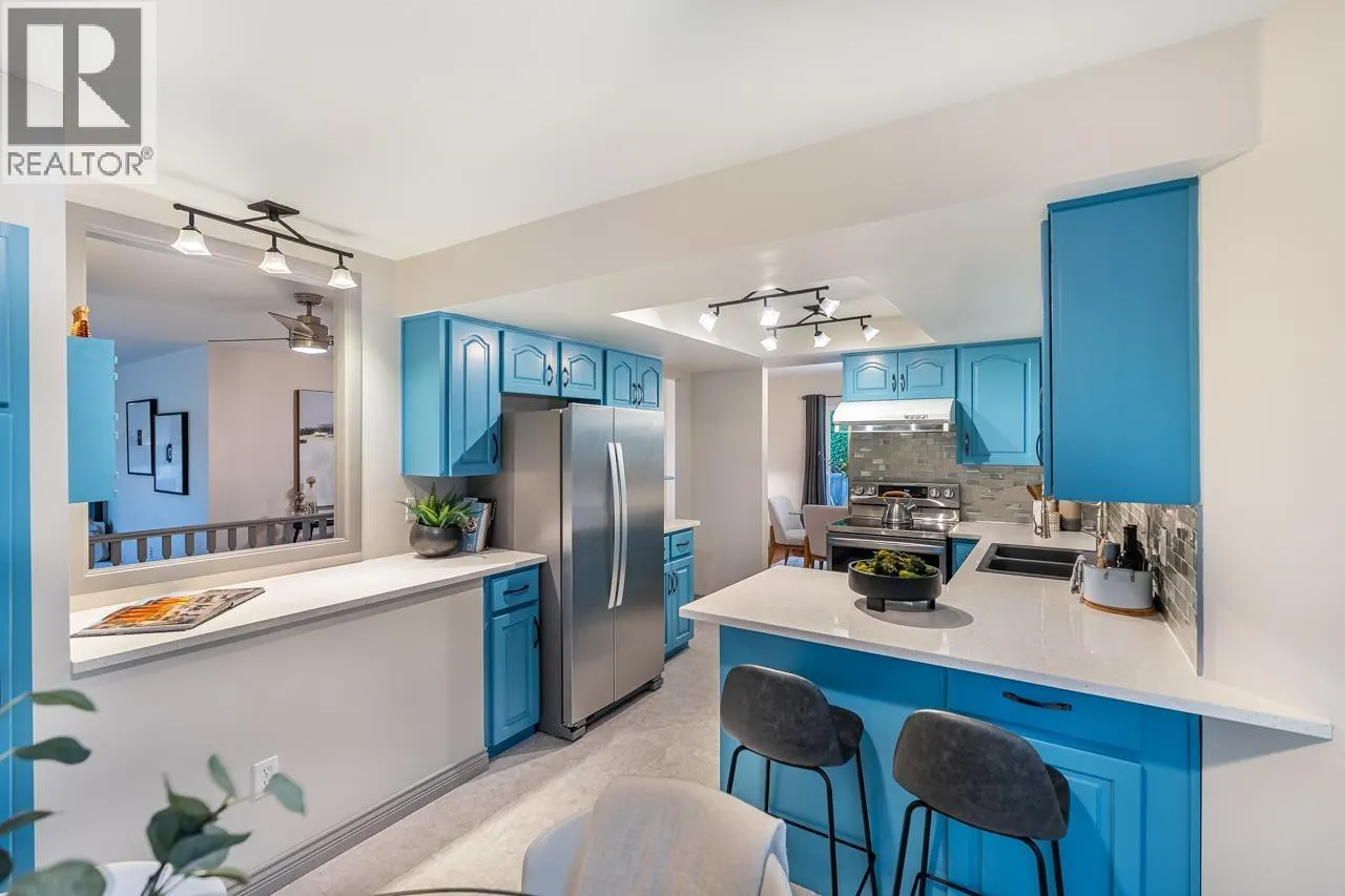 704 1180 FALCON DRIVE