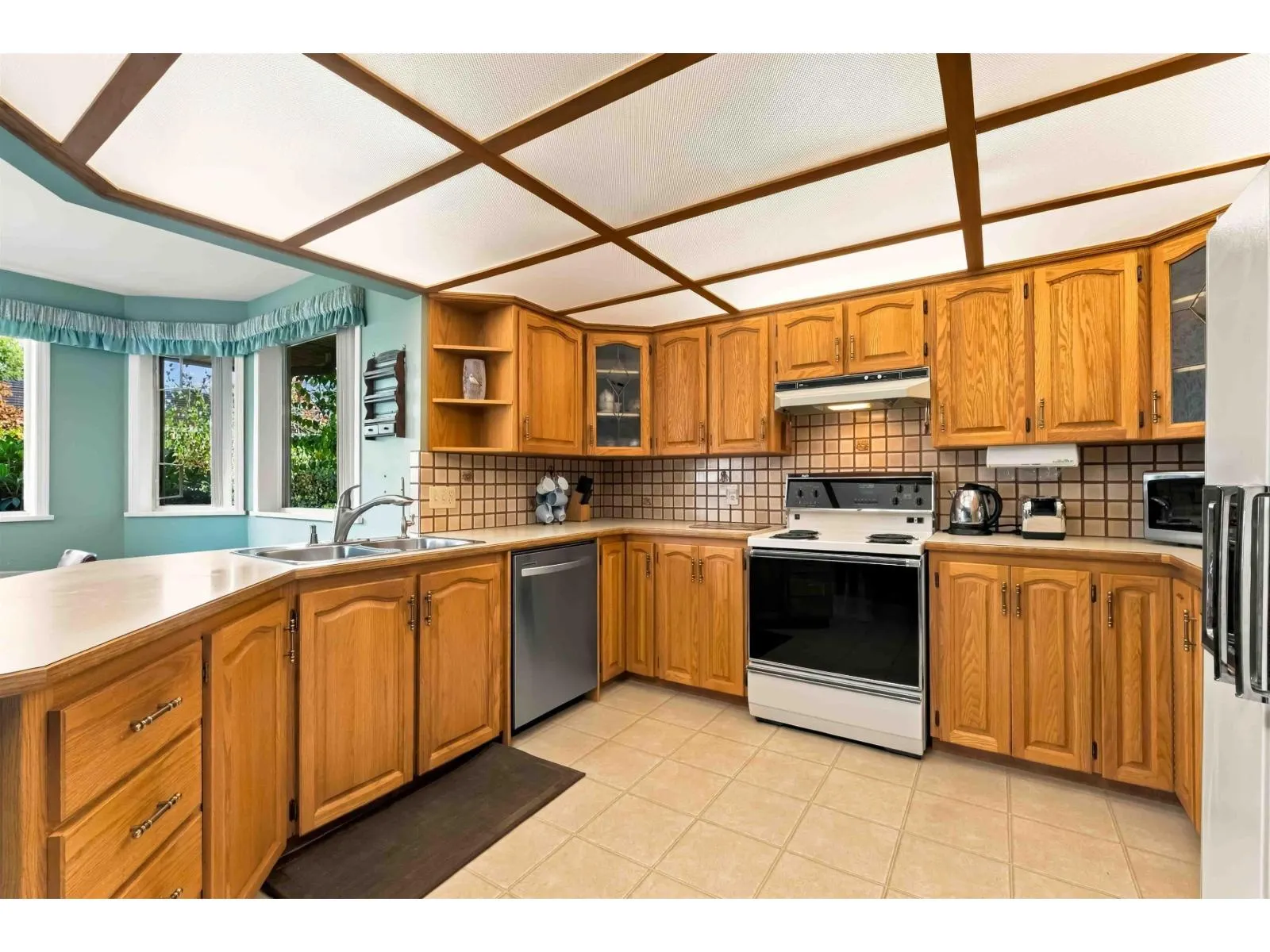 10536 BIRCHTREE GROVE