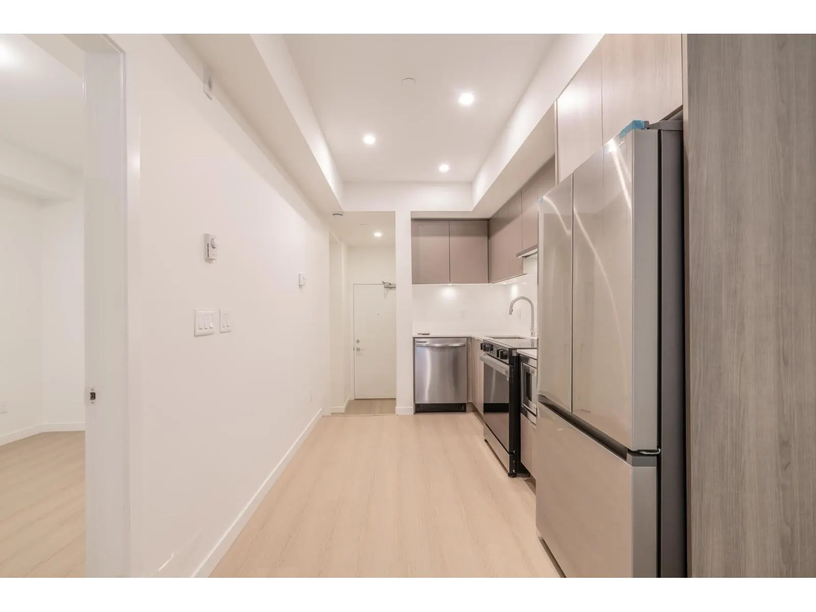 E115 10829 140 STREET
