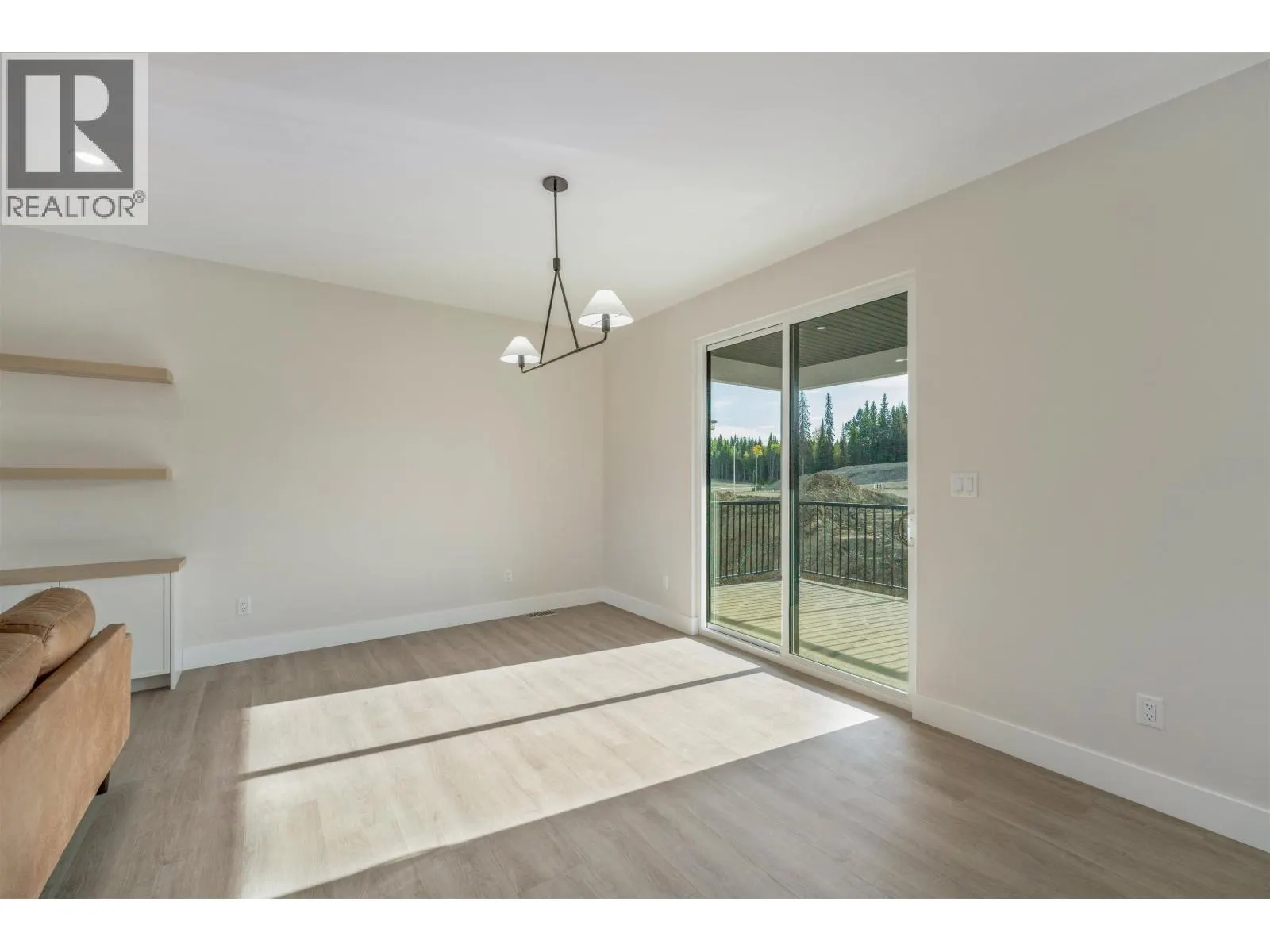 5089 HEADLANDS HEIGHTS