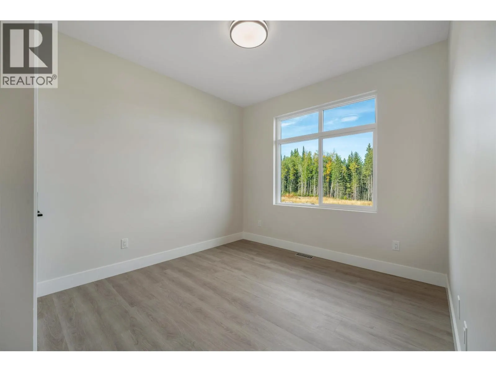 5089 HEADLANDS HEIGHTS