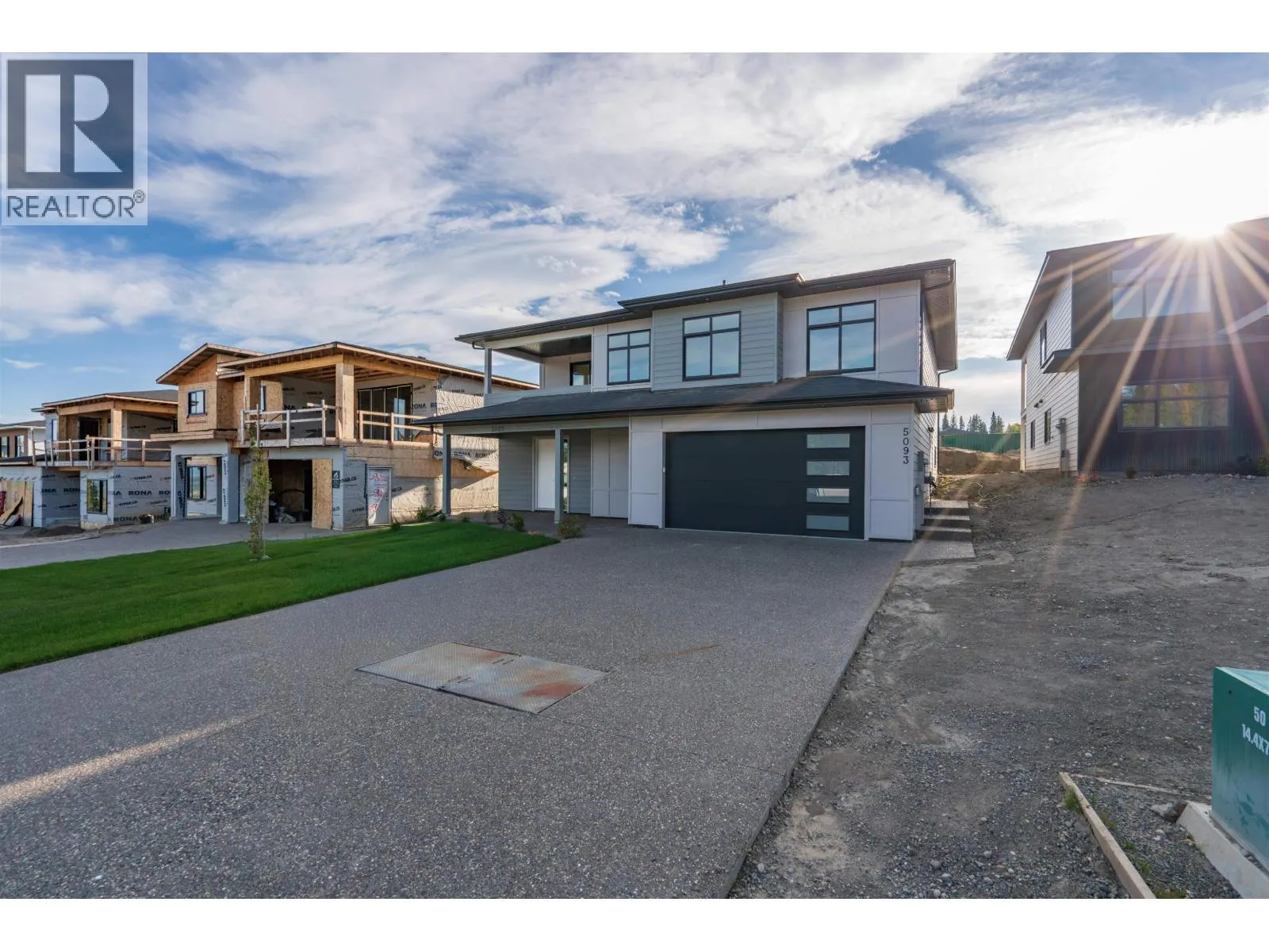 5089 HEADLANDS HEIGHTS