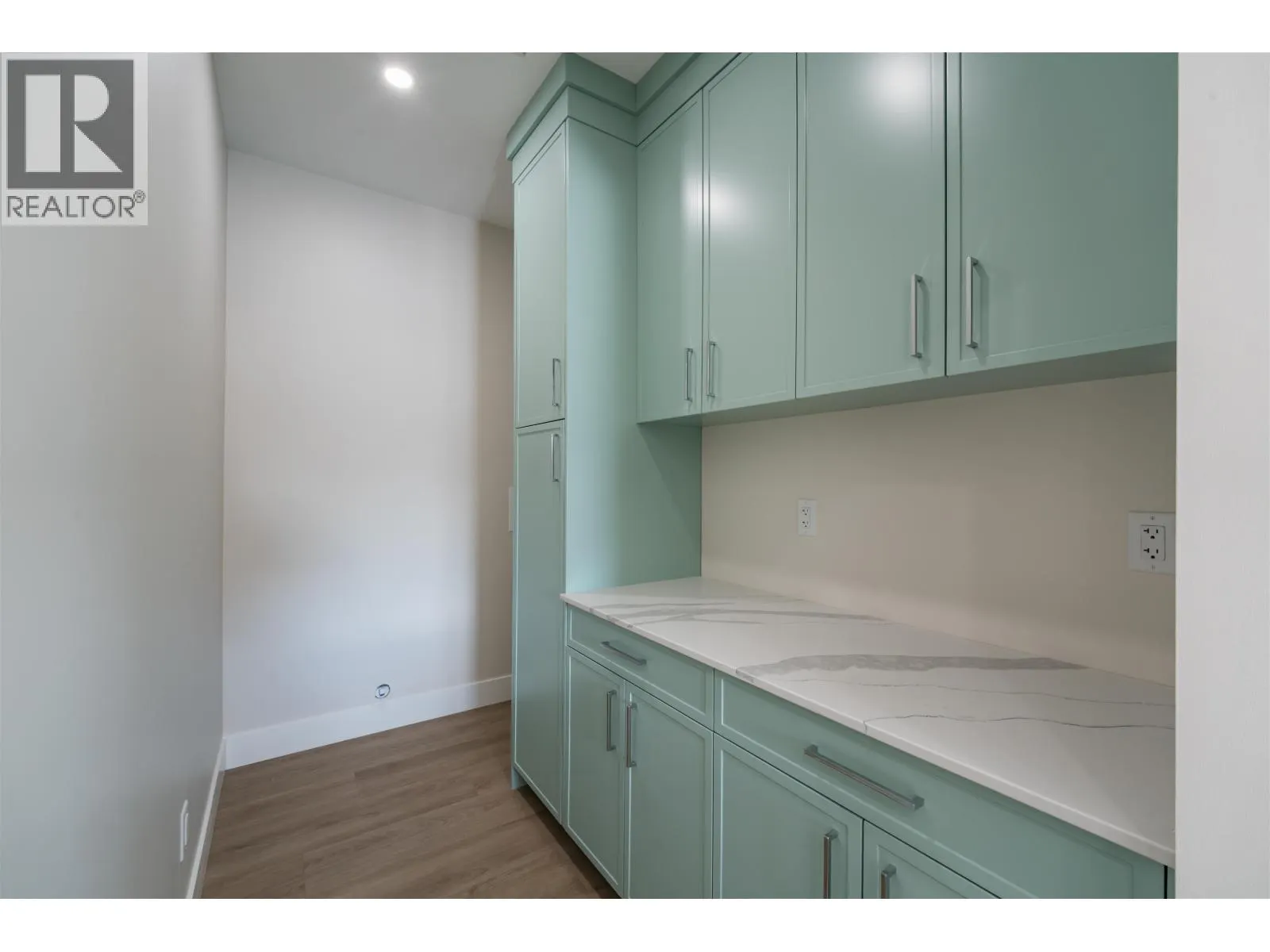5089 HEADLANDS HEIGHTS