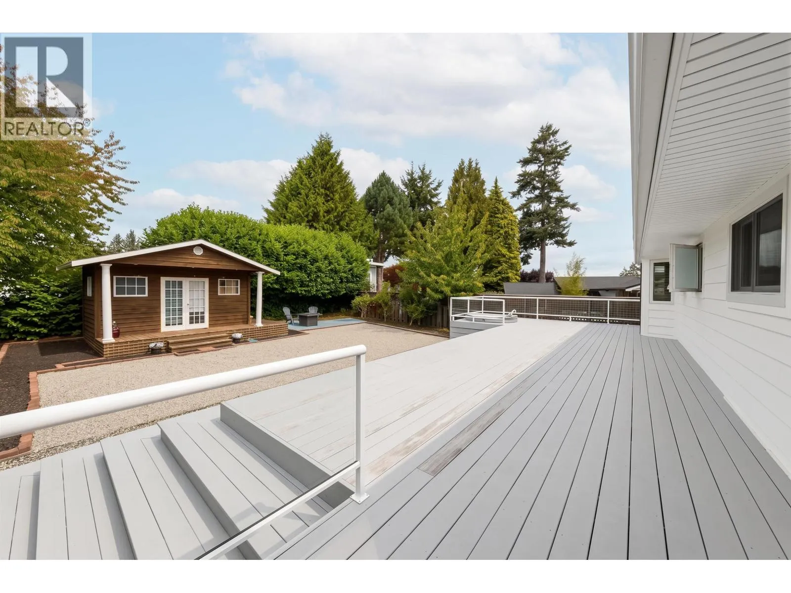 1017 WALALEE DRIVE