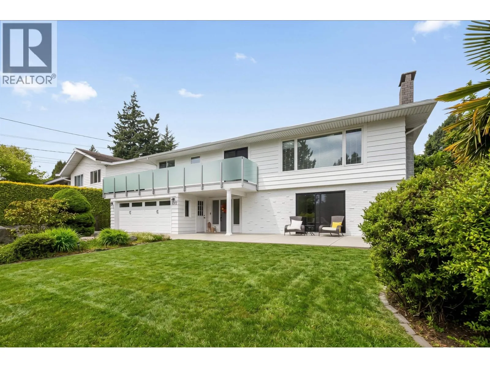 1017 WALALEE DRIVE