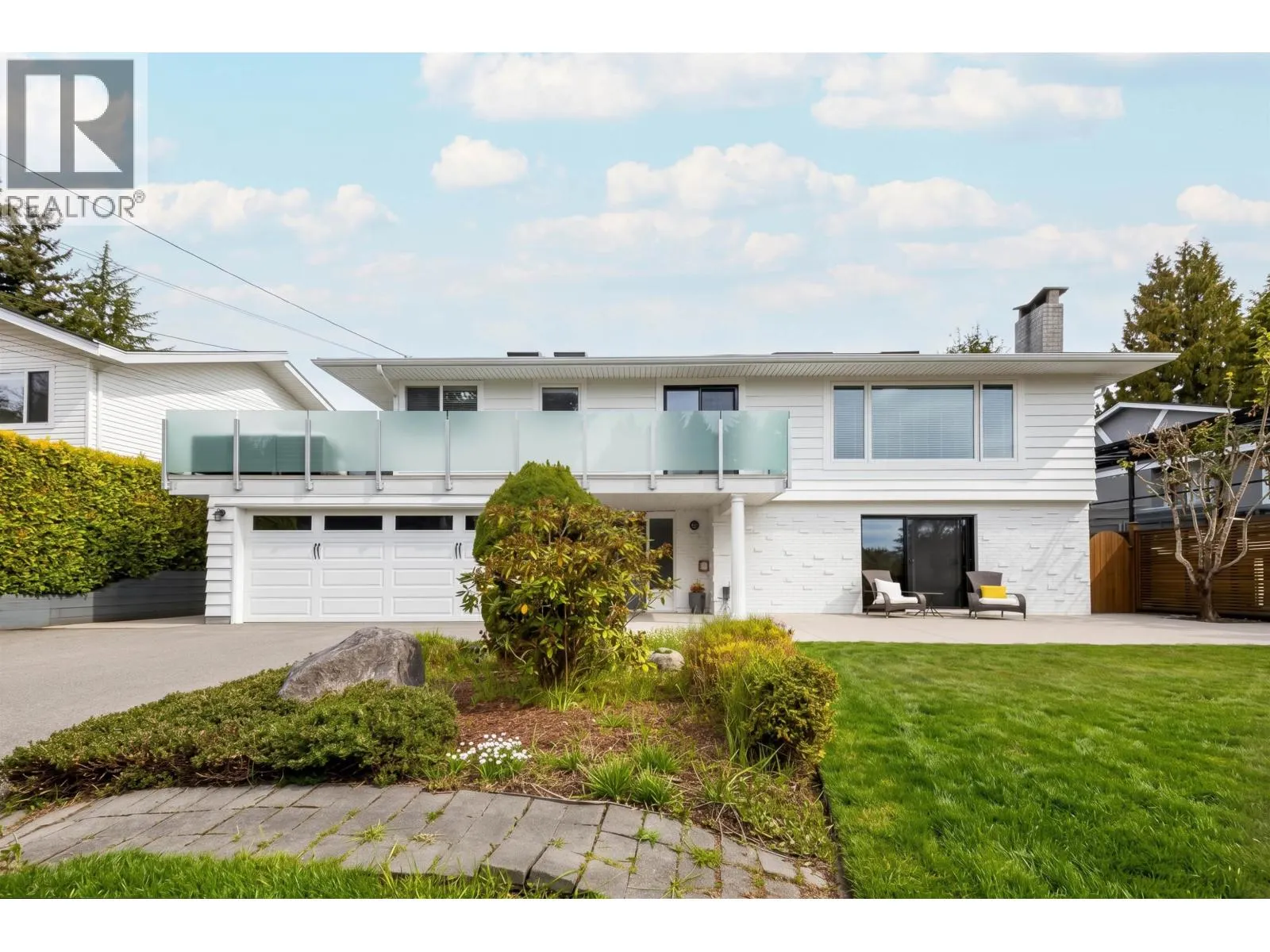 1017 WALALEE DRIVE