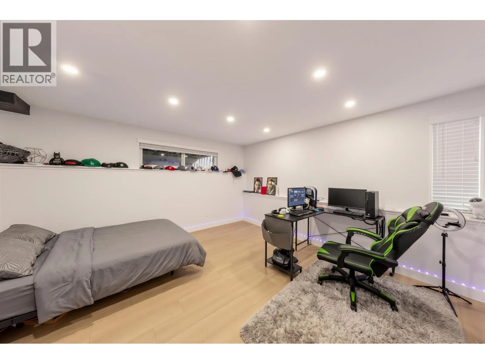 1017 WALALEE DRIVE