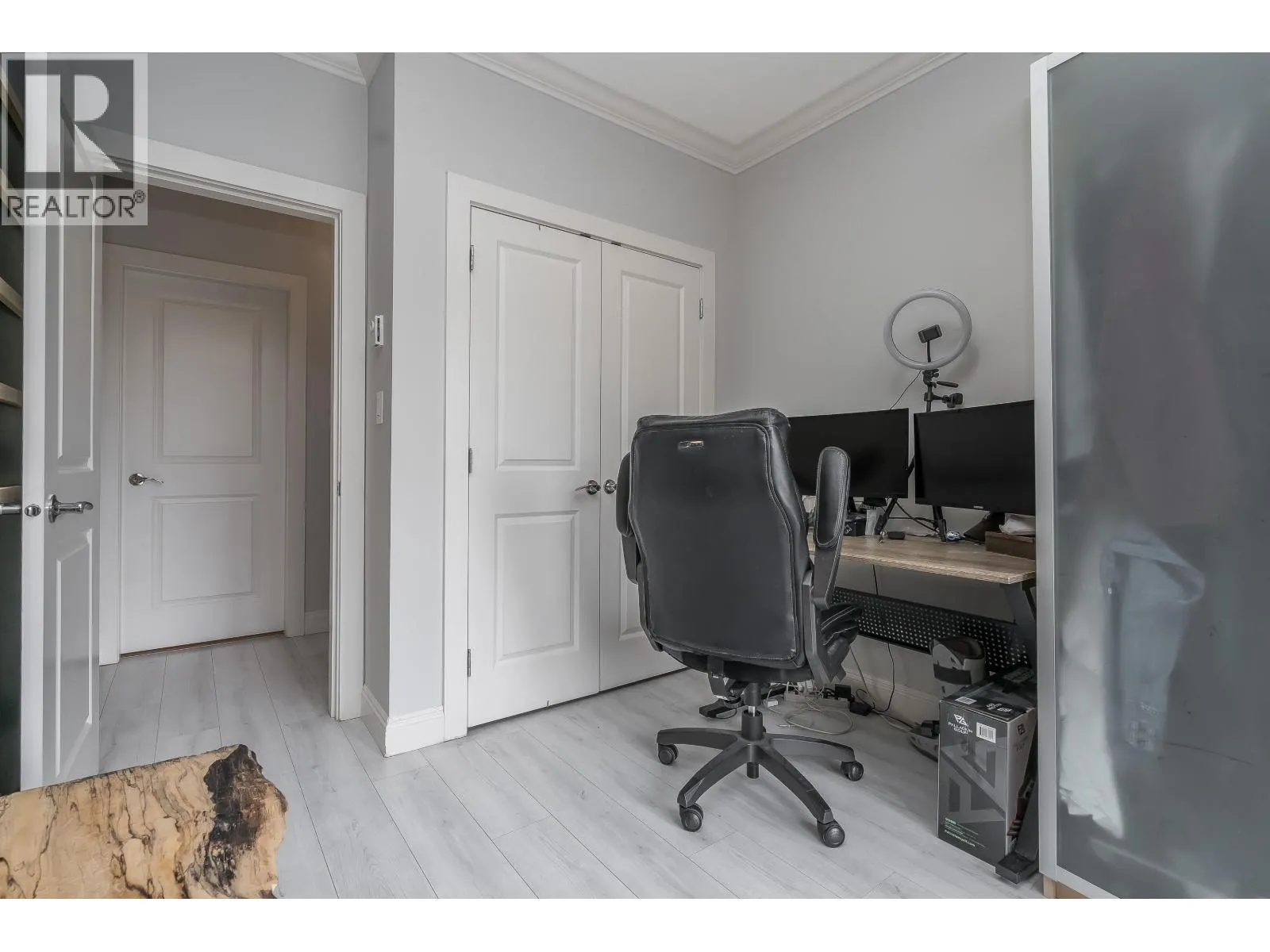 101 11566 224 STREET