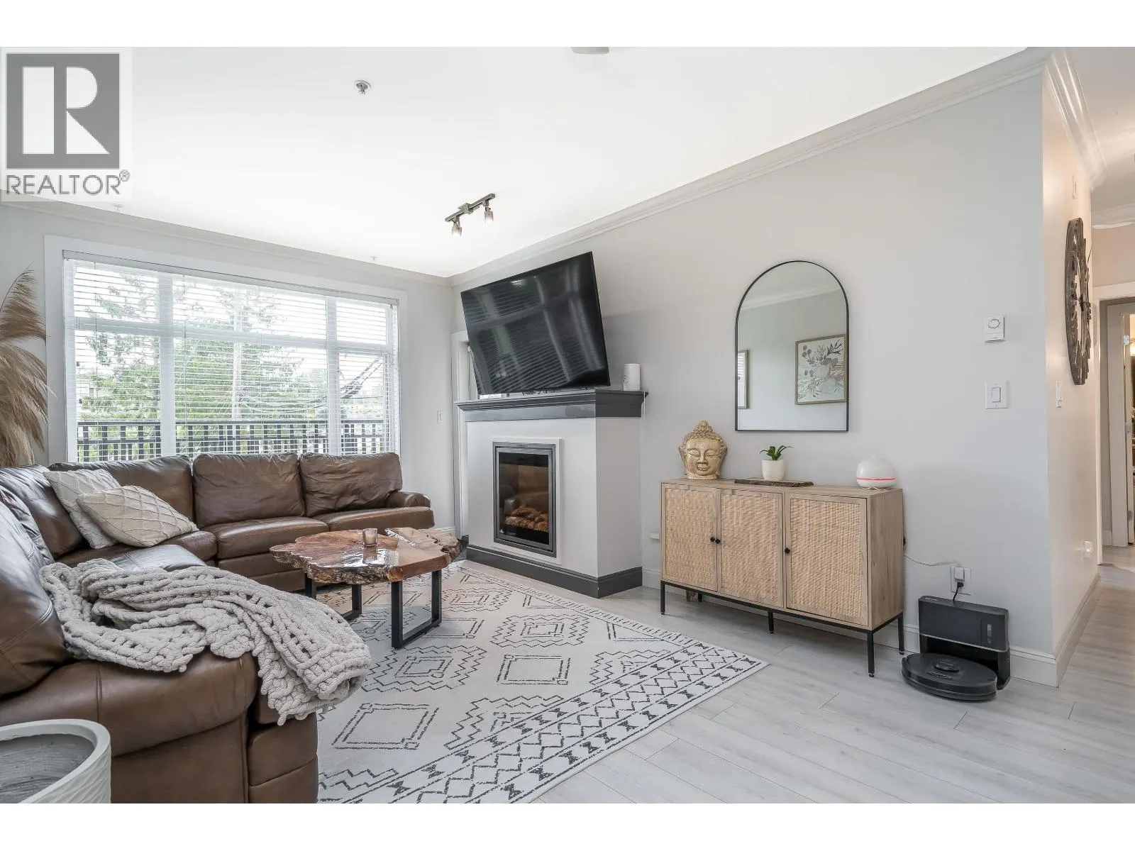 101 11566 224 STREET