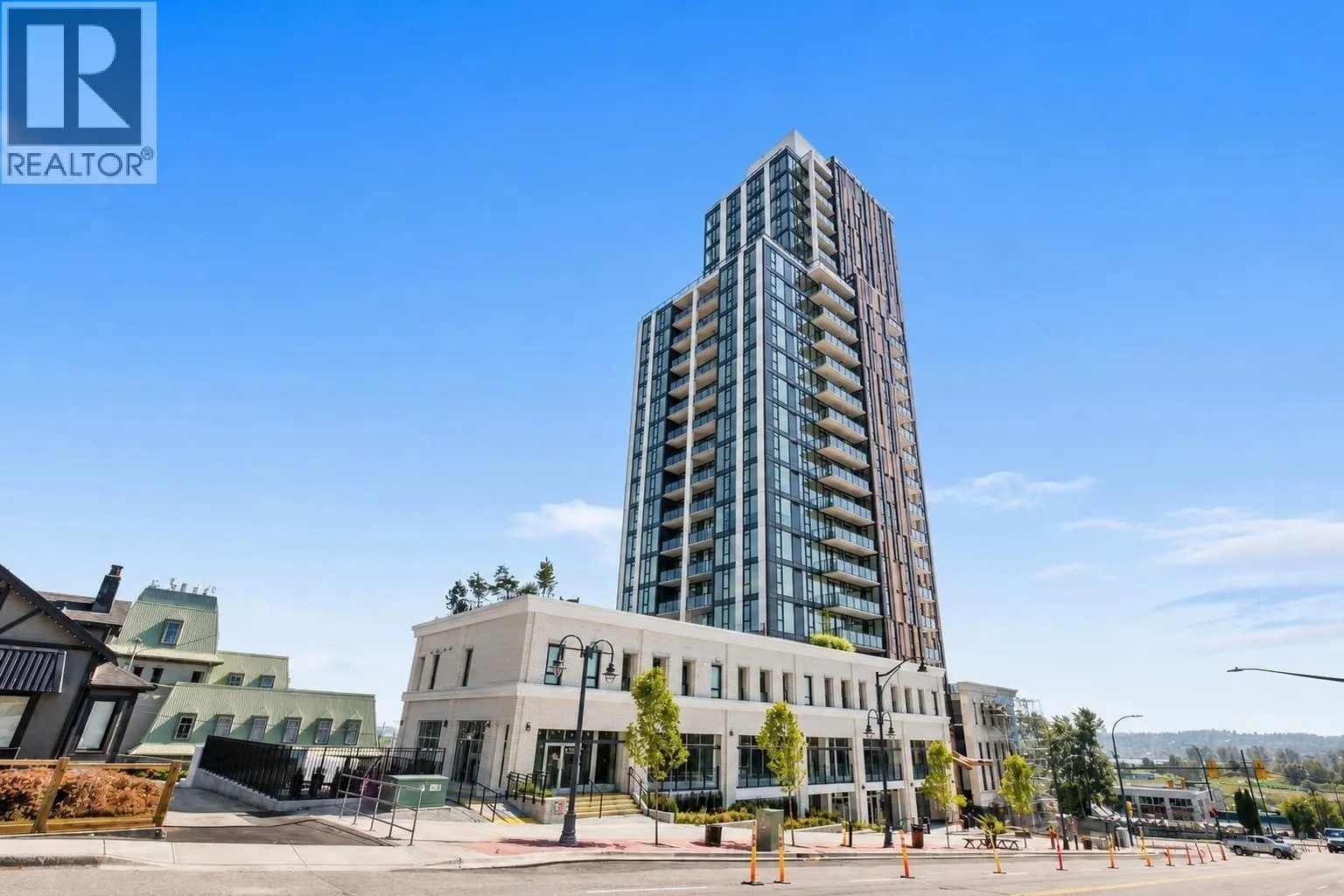 1306 901 LOUGHEED HIGHWAY