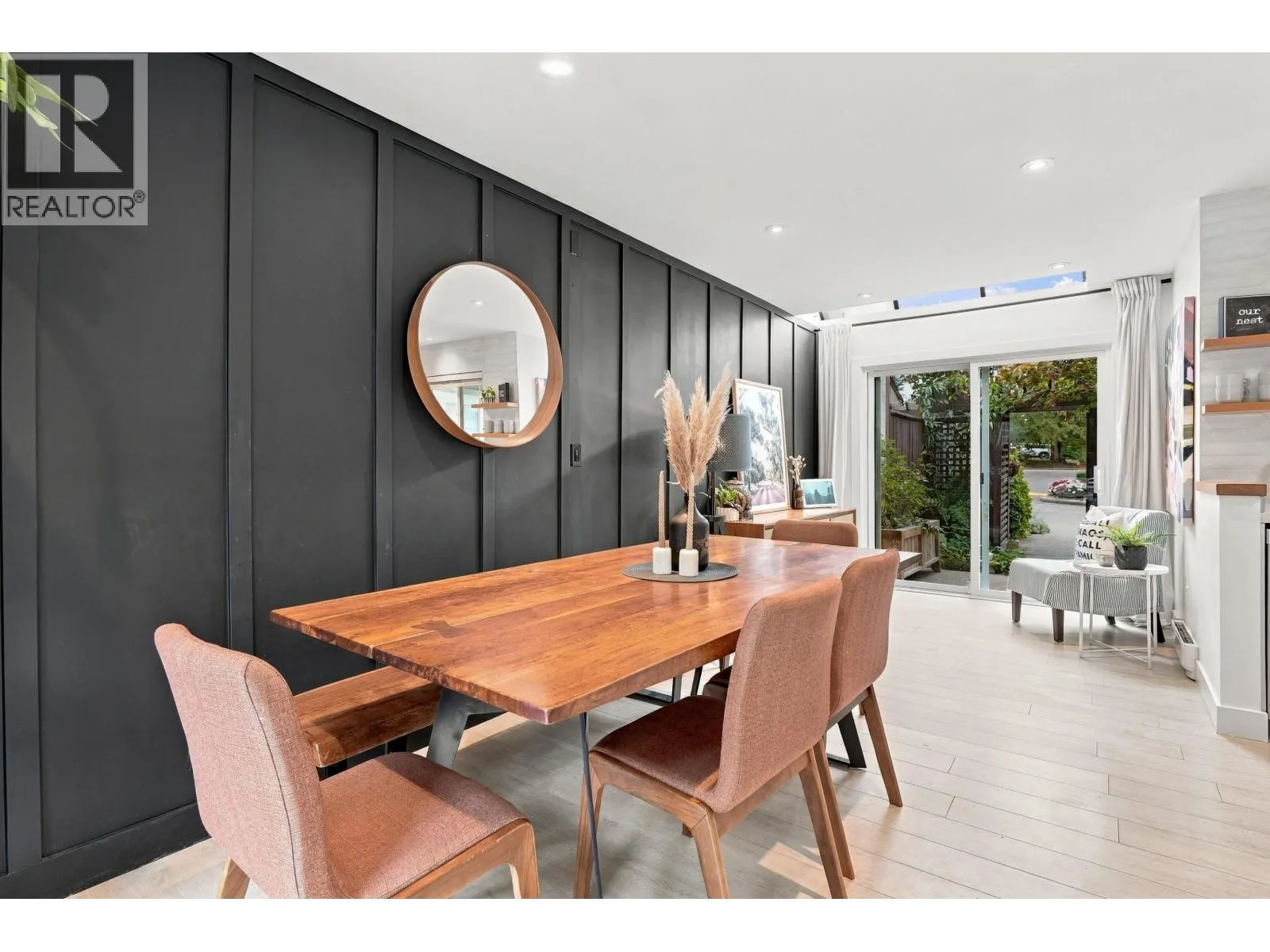 102E 3655 SHAUGHNESSY STREET