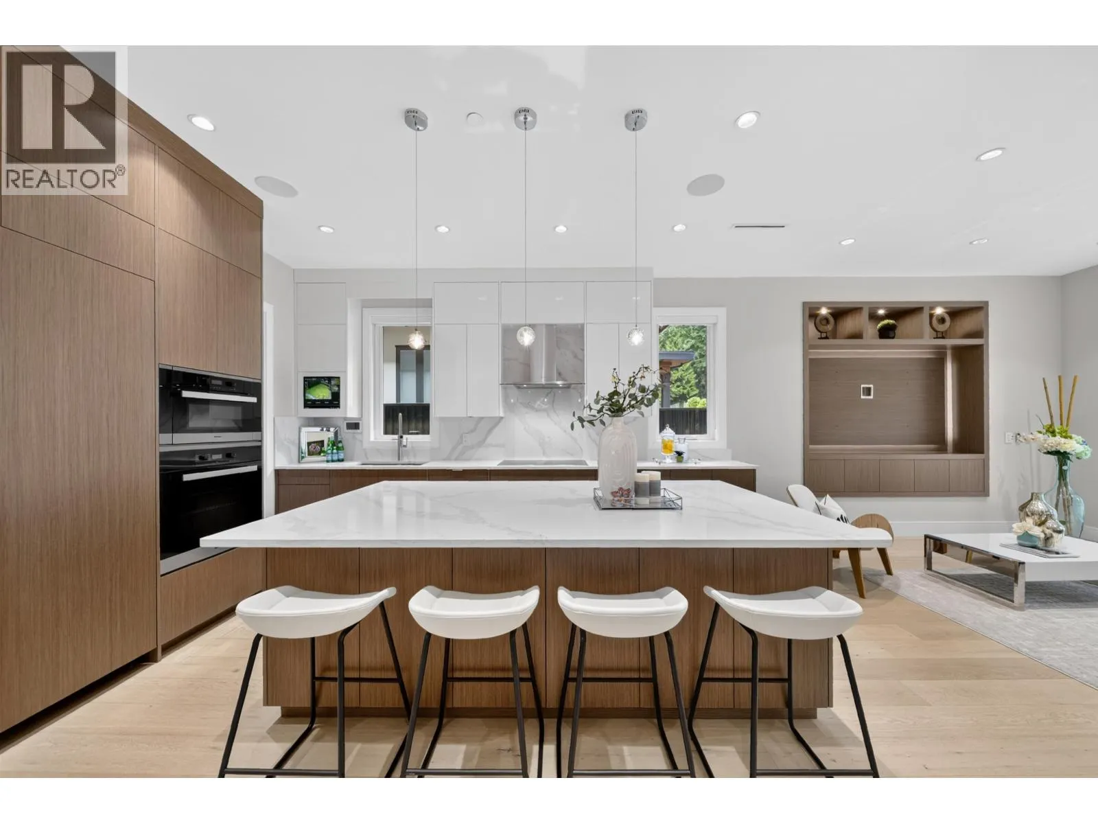 31 GLENMORE DRIVE