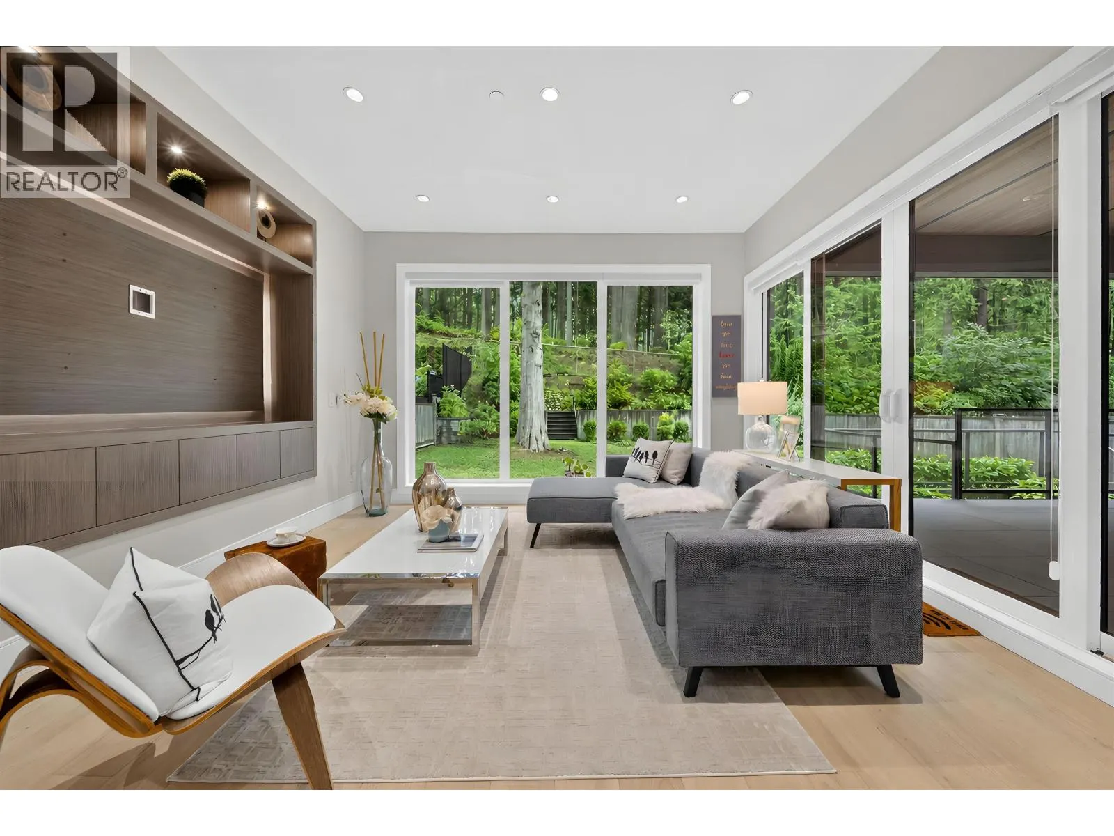 31 GLENMORE DRIVE