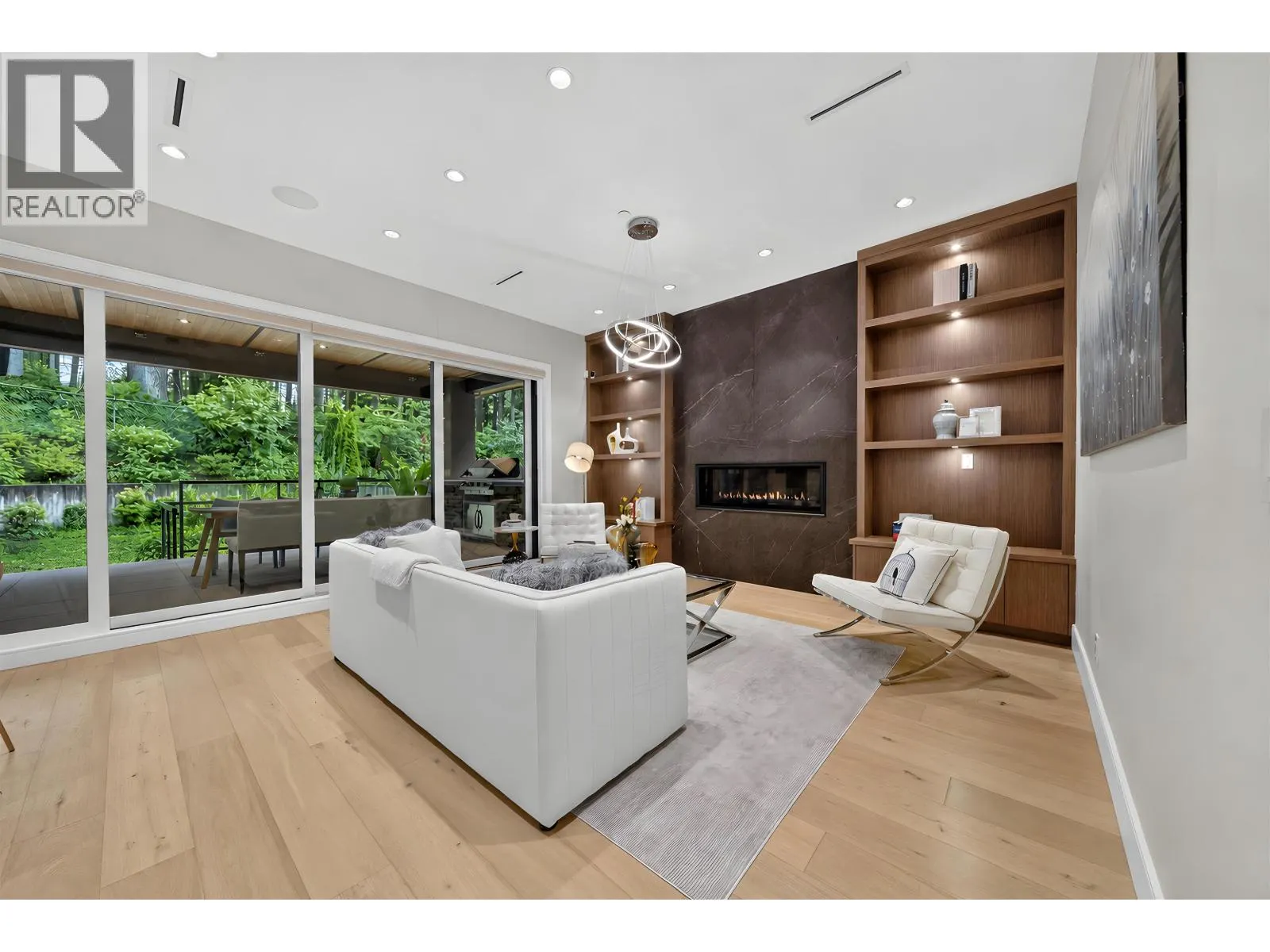 31 GLENMORE DRIVE