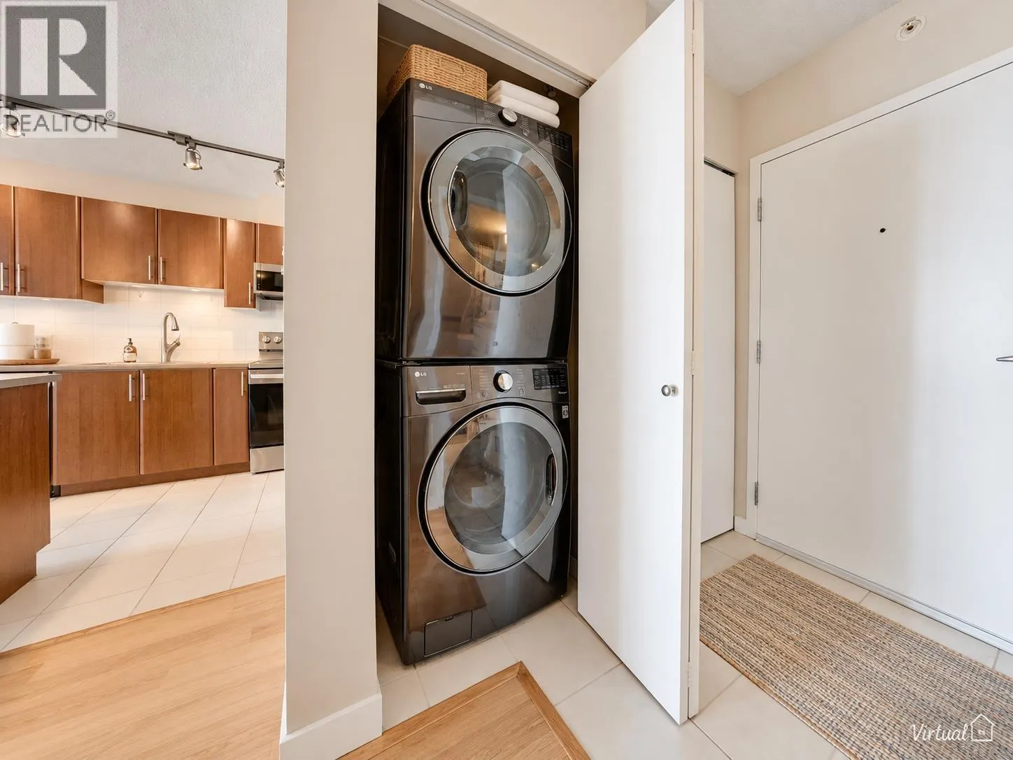 3003 1178 HEFFLEY CRESCENT